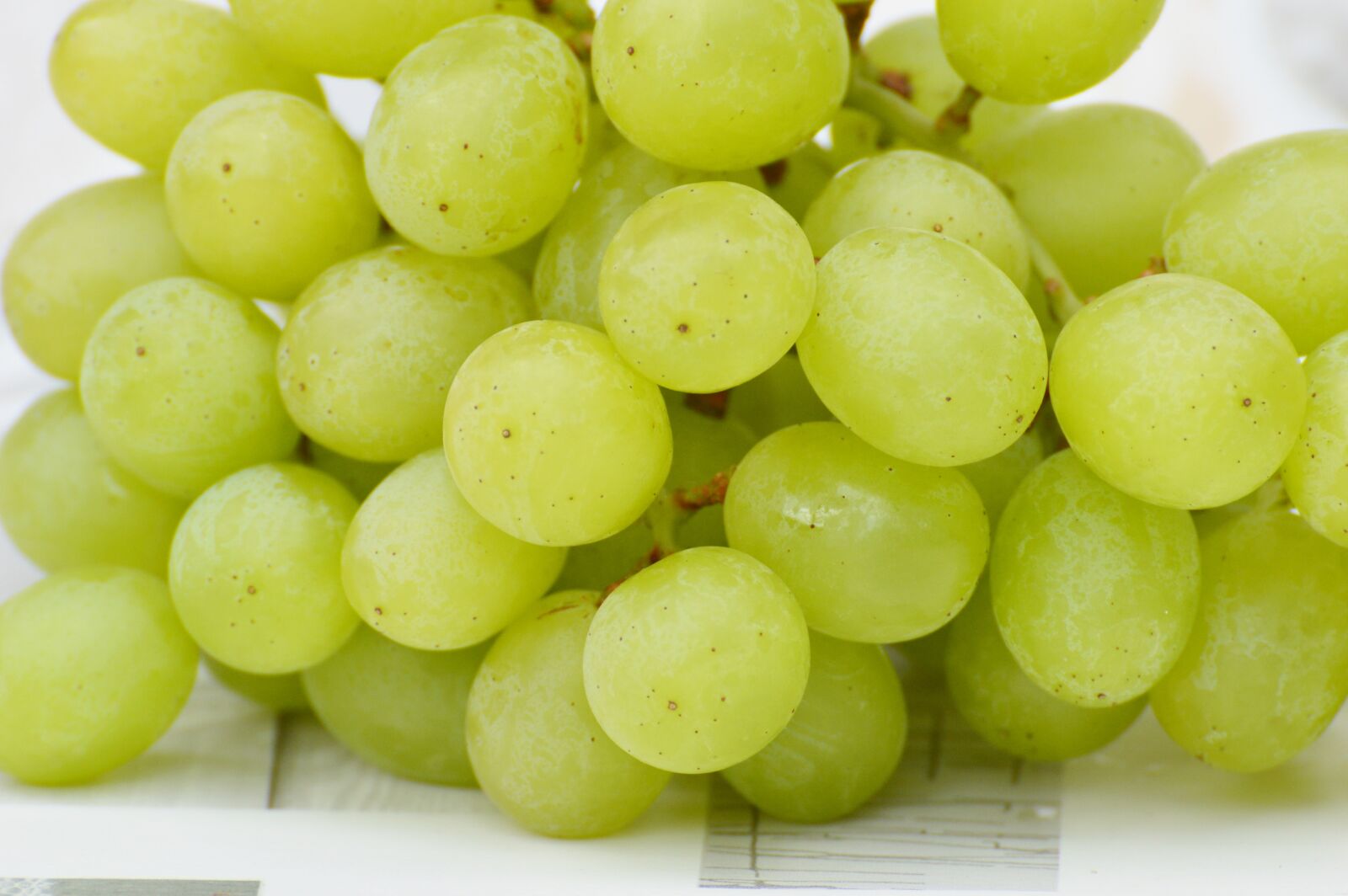 Nikon D3200 sample photo. Grapes, fruits, healthy photography