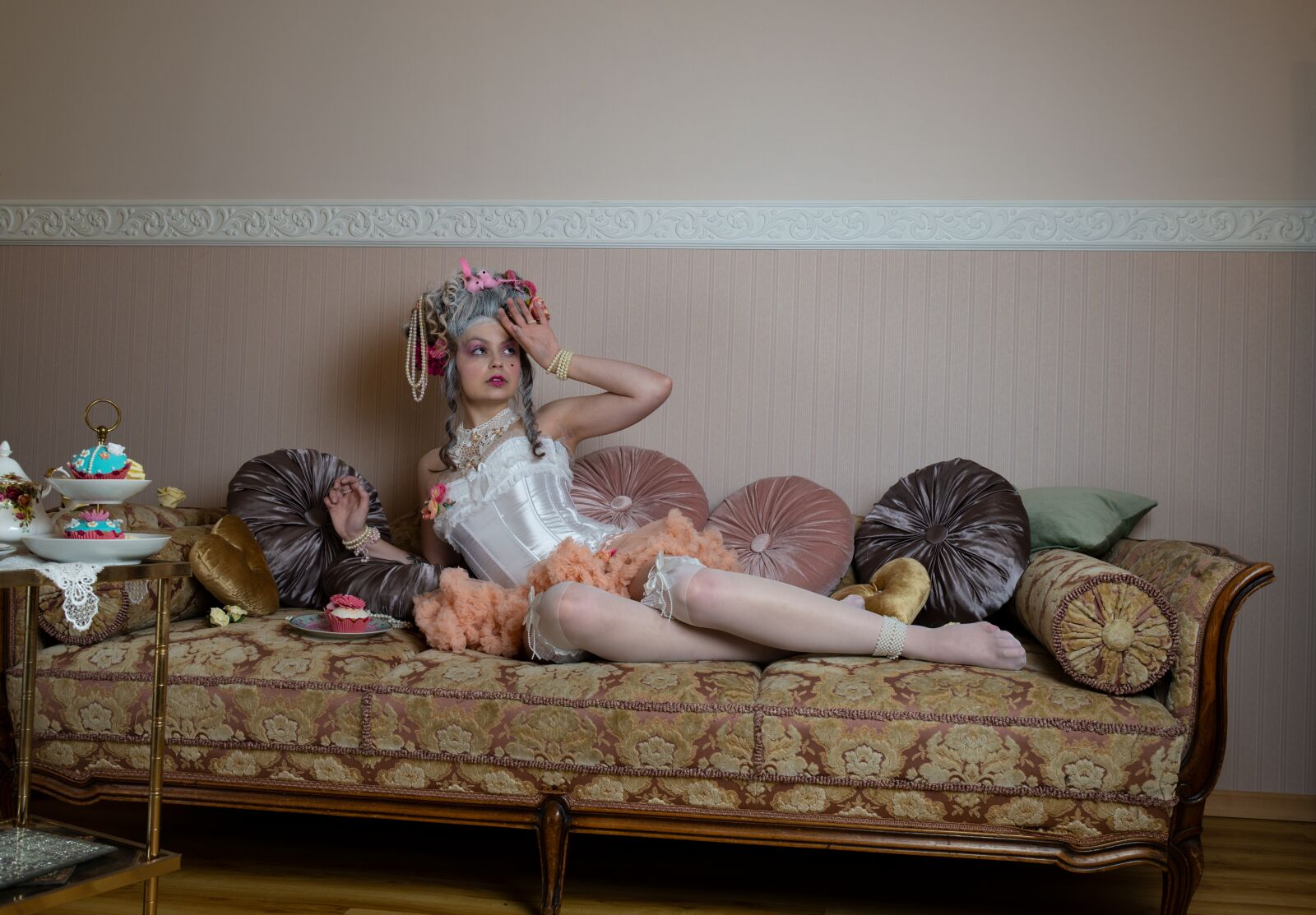 Nikon D800E sample photo. Rococo, lascivious, boudoire photography