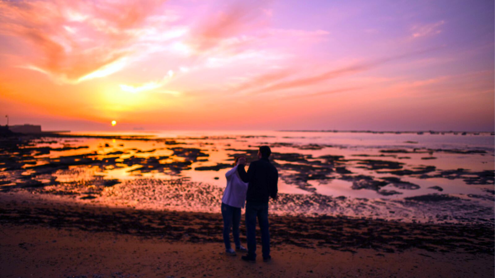 Nikon D750 sample photo. Couple, beach, nature photography