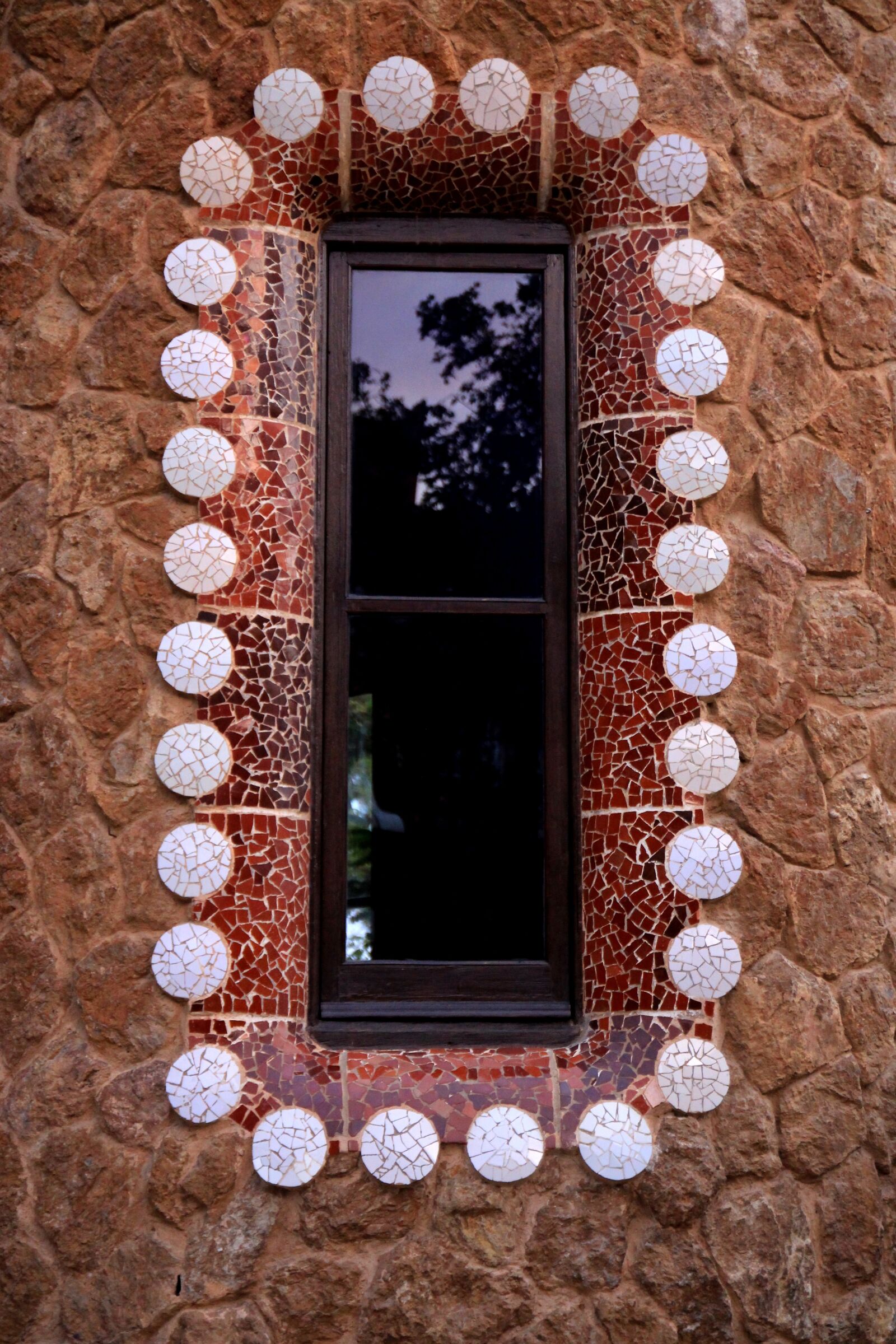 Canon EOS 700D (EOS Rebel T5i / EOS Kiss X7i) sample photo. Window, architecture, design photography