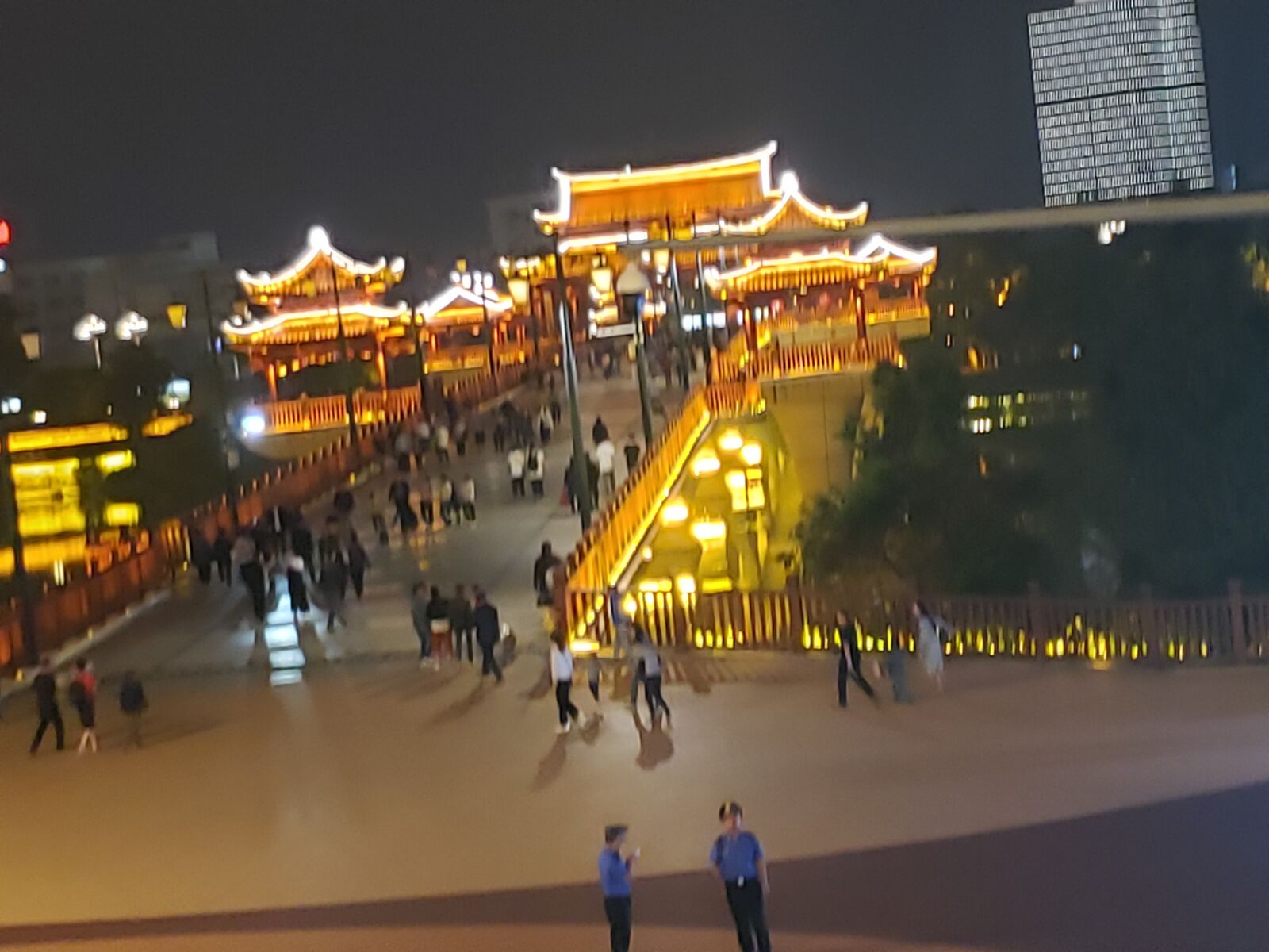 Samsung Galaxy S9+ sample photo. Travel, temple, yellow photography