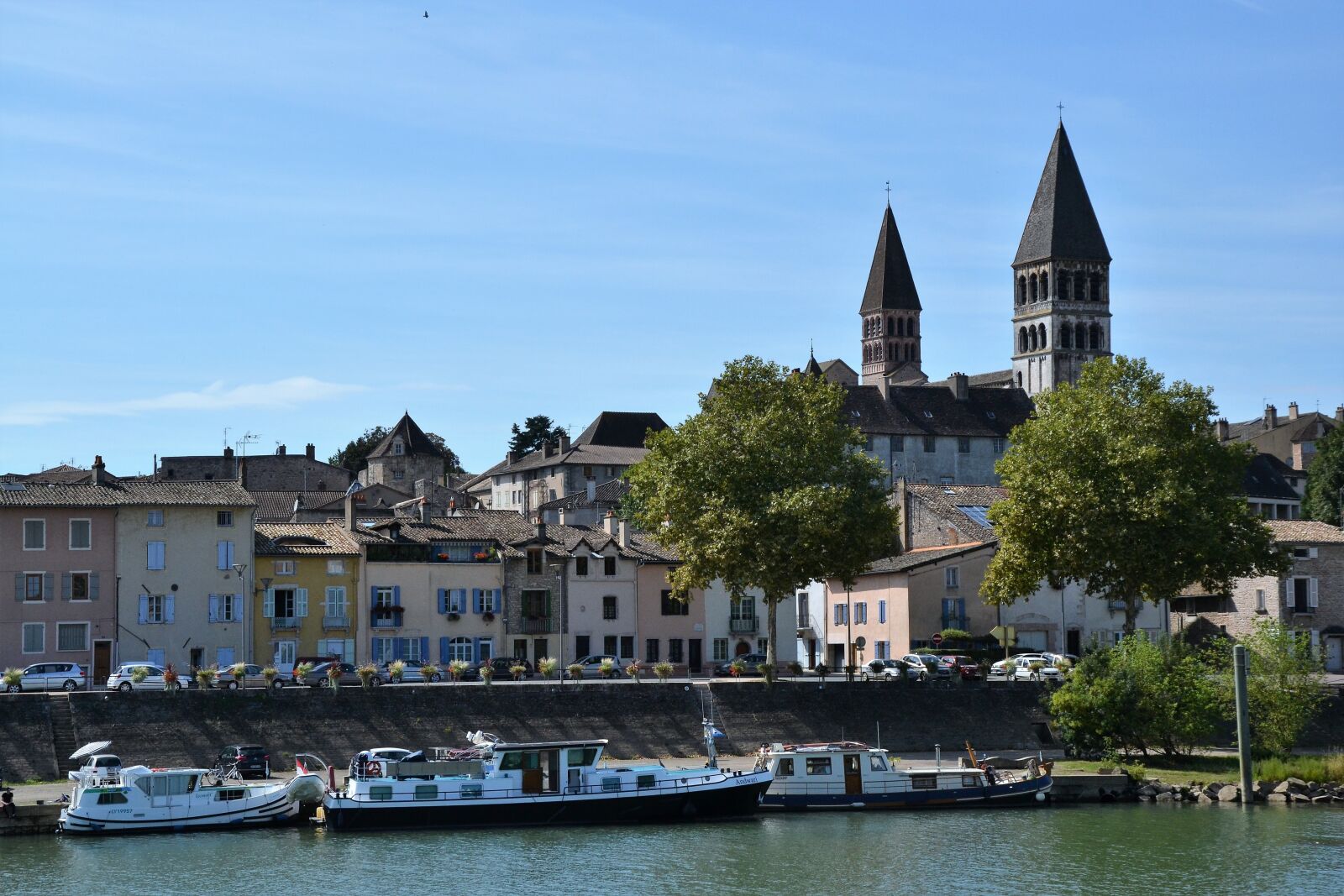 Nikon D3100 sample photo. Tournus, city, saone photography
