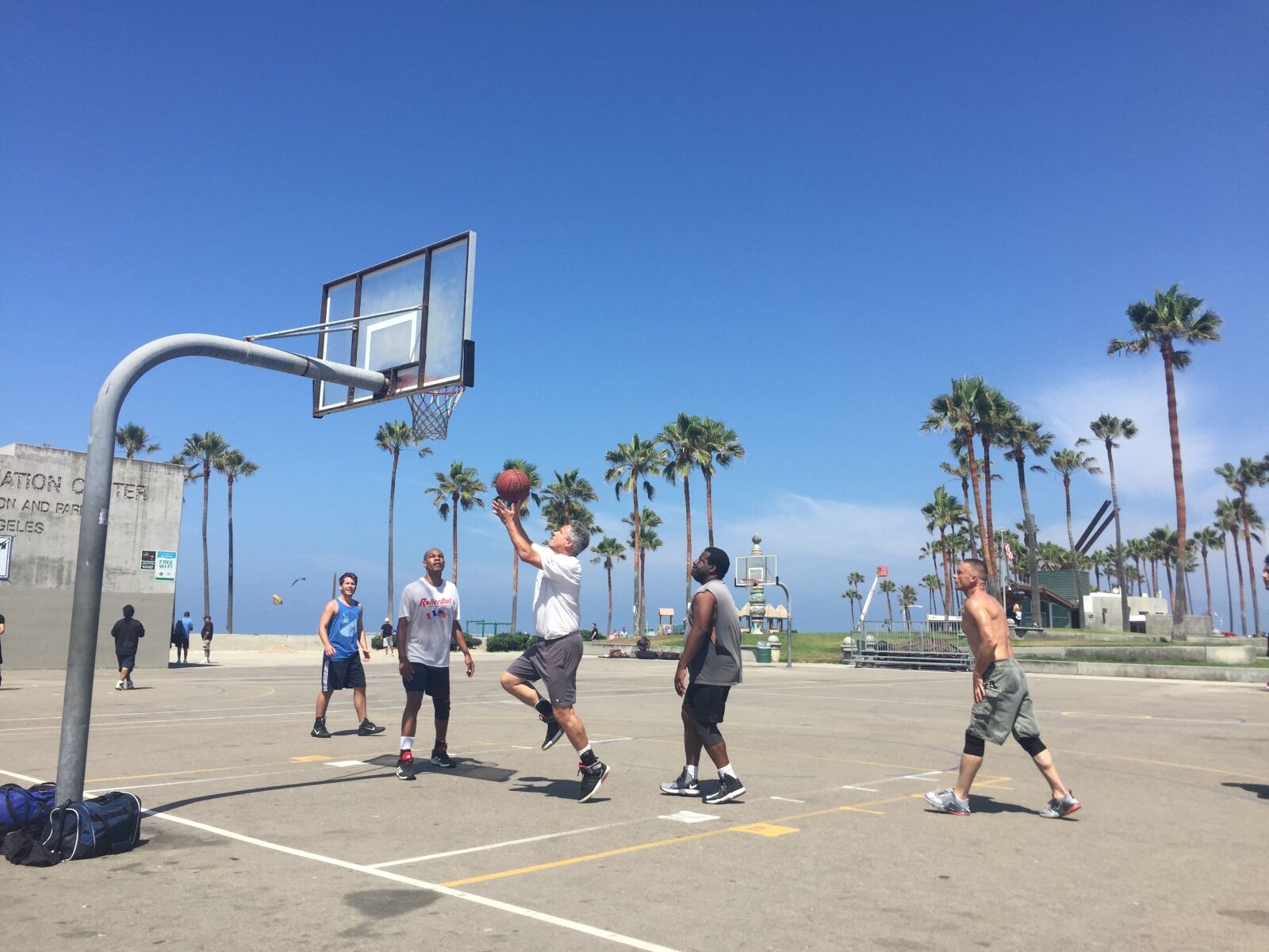 Apple iPhone 6 sample photo. Basketball, venice, california photography