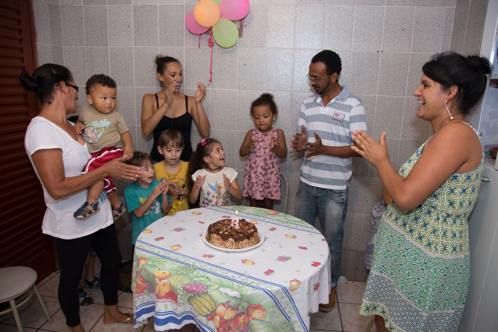 Canon EOS 6D + Canon EF 24-105mm F4L IS USM sample photo. Congratulations, family, birthday photography