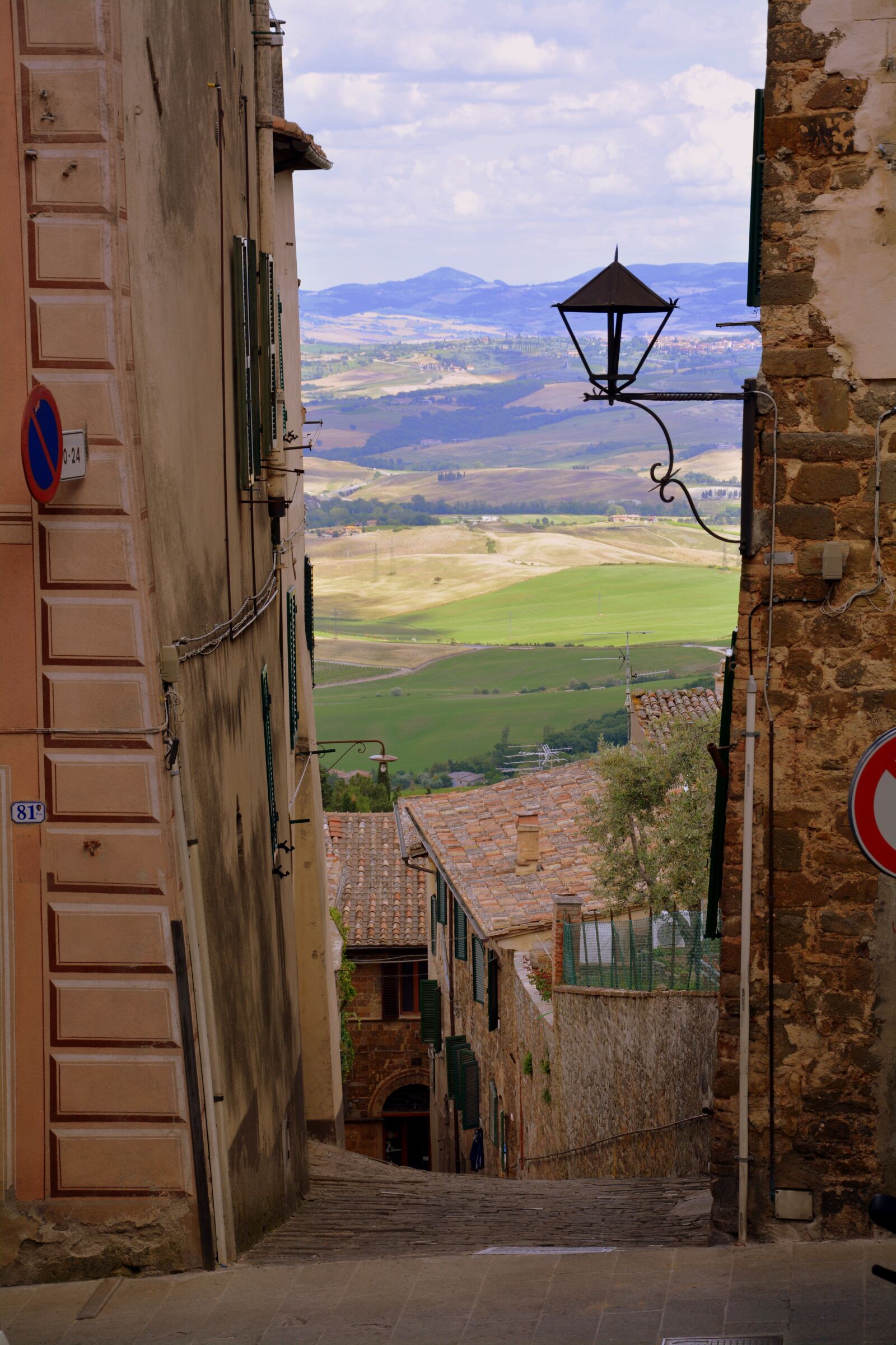 Nikon D7100 sample photo. Glimpse, landscape, hills photography