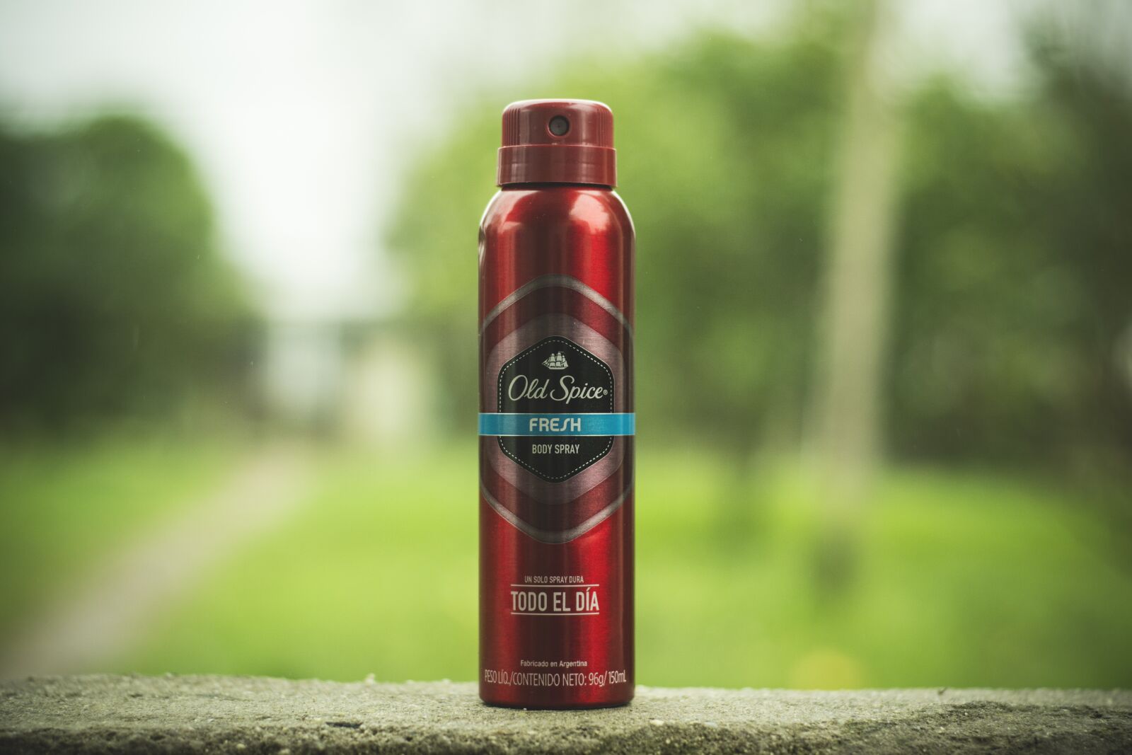 Nikon D5200 sample photo. Perfume, deodorant, old spice photography