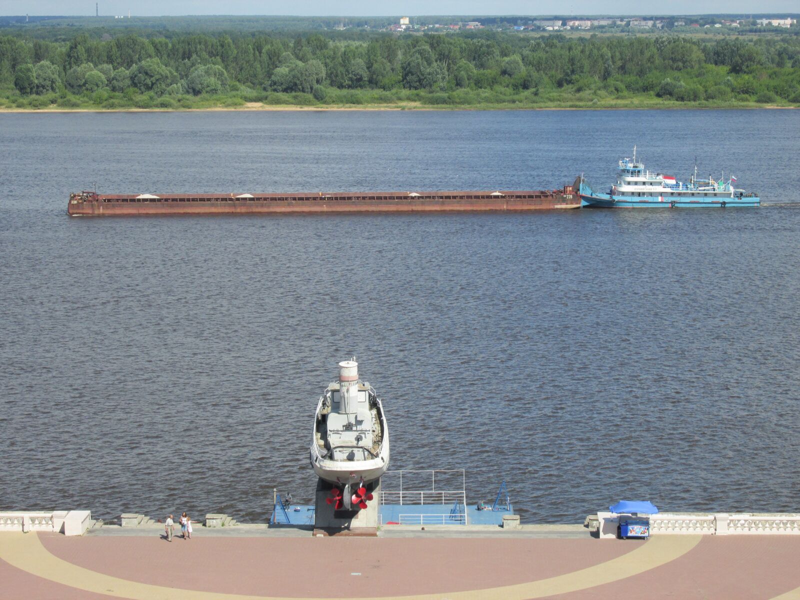 Canon PowerShot SX160 IS sample photo. River, volga, freighter photography