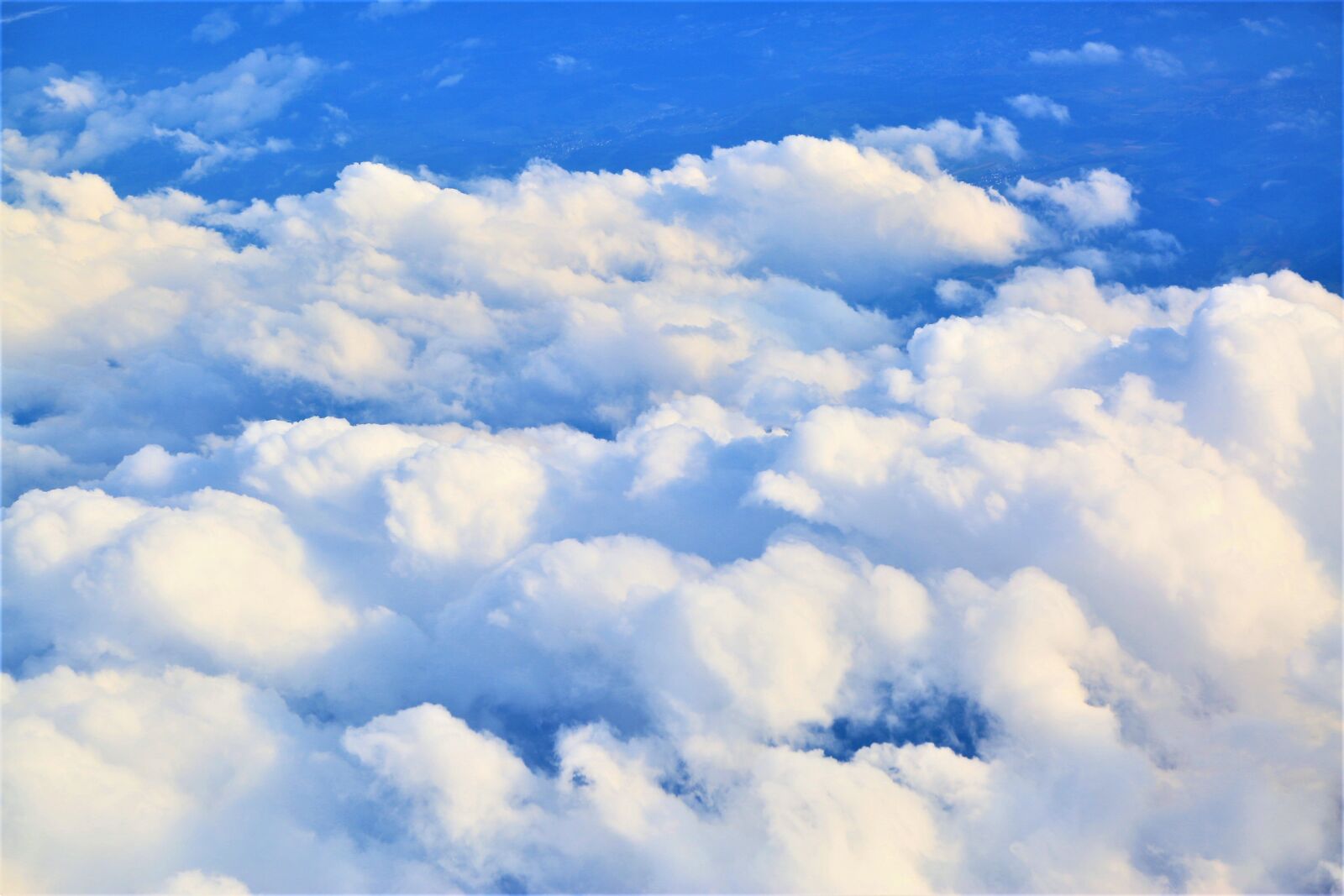 Canon EF 24-105mm F4L IS USM sample photo. Cloudscape, clouds, sky photography