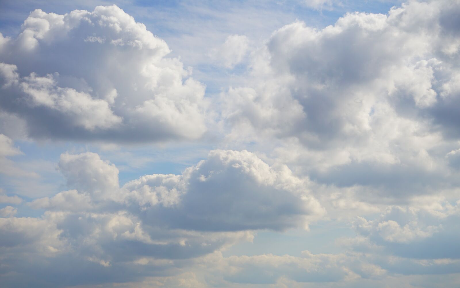 Sony a6000 sample photo. Clouds, sky, blue photography