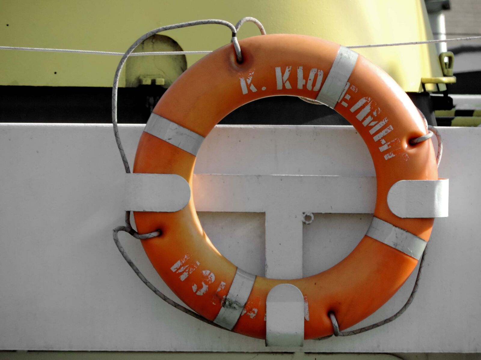 Nikon Coolpix P520 sample photo. Buoy, ship, rescue, equipment photography