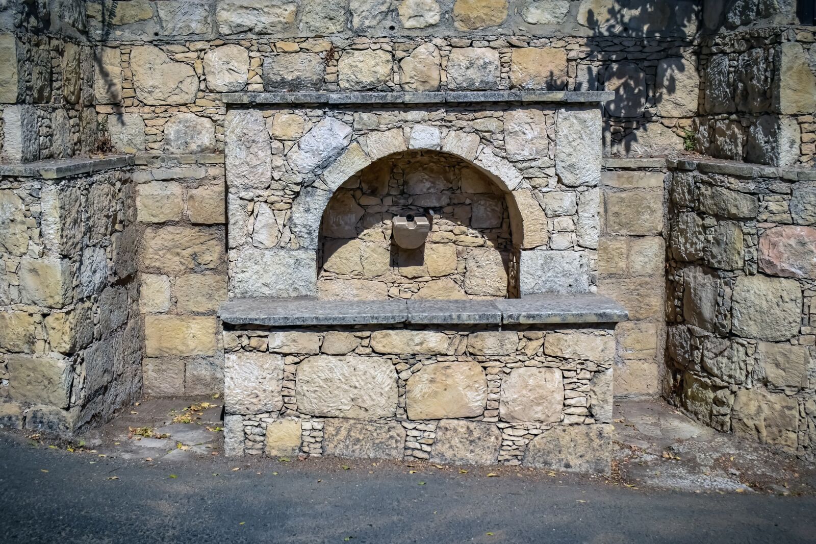 Nikon D3300 sample photo. Fountain, stone, old photography
