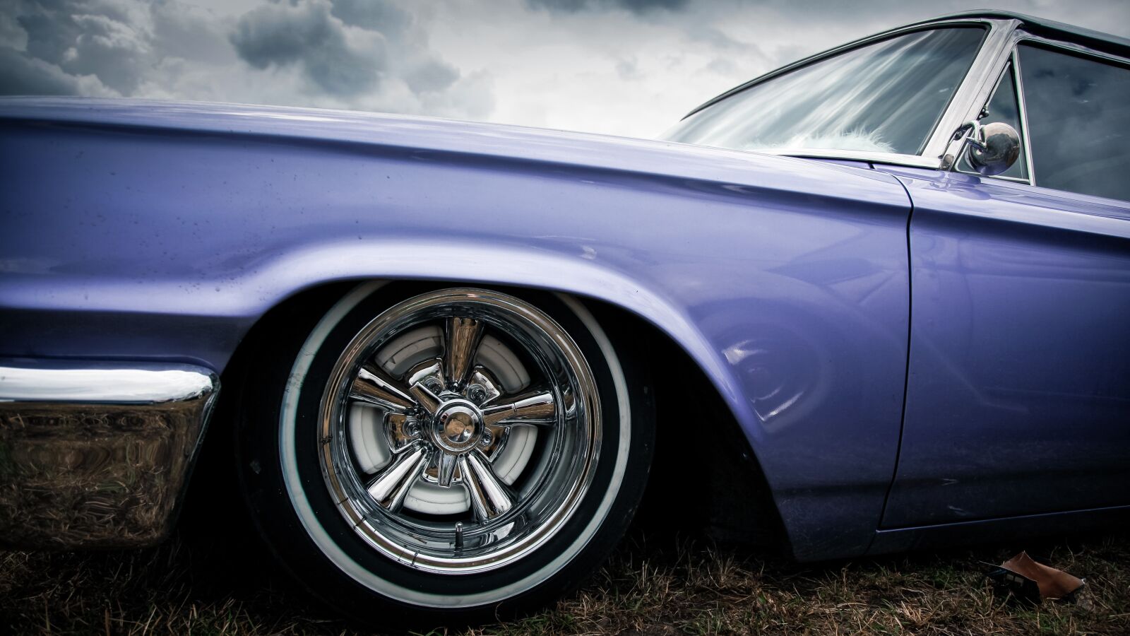 Canon EOS 5D Mark II sample photo. Car, shiny, hot rod photography