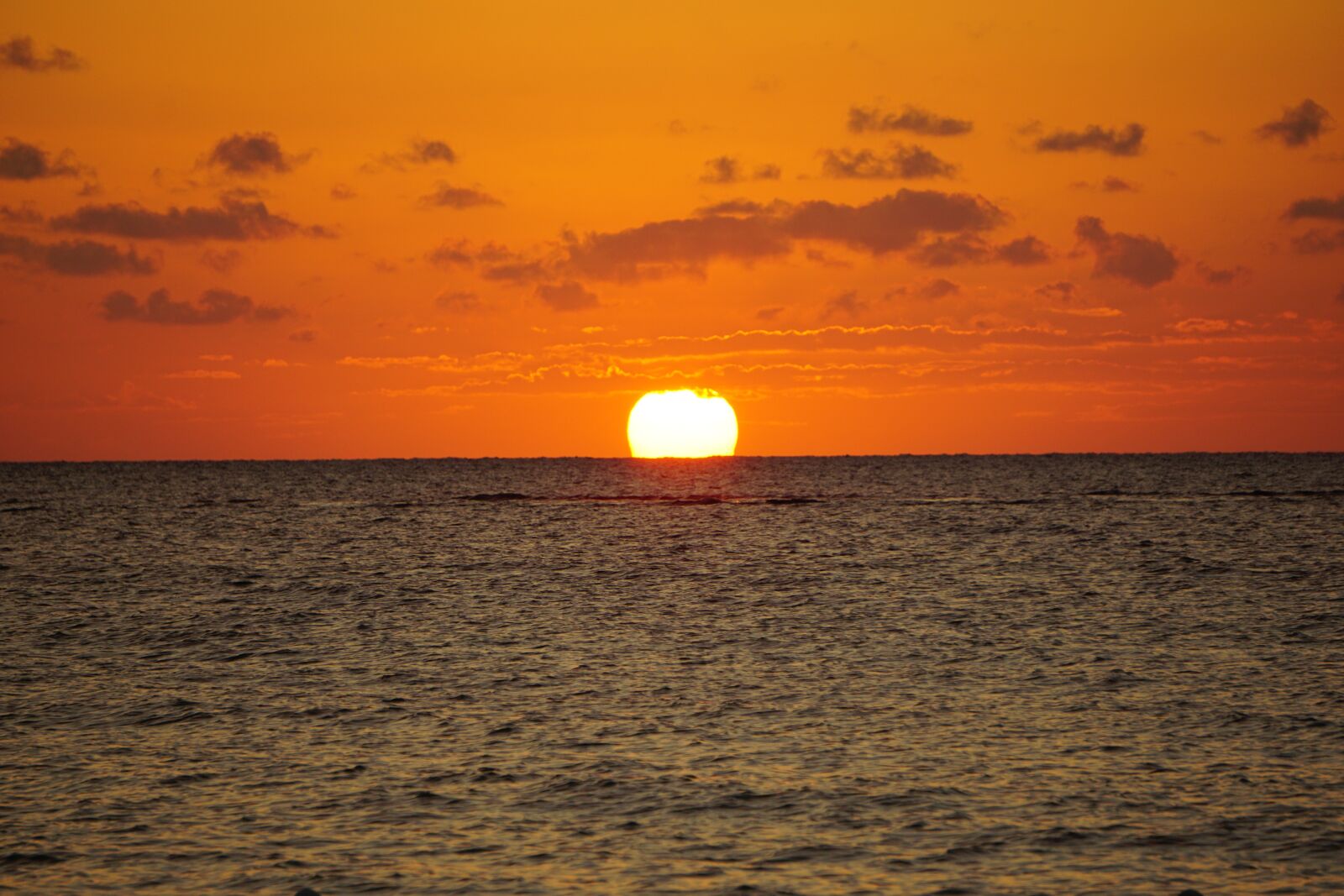 Sony E 55-210mm F4.5-6.3 OSS sample photo. Sunset, beach, jamaica photography