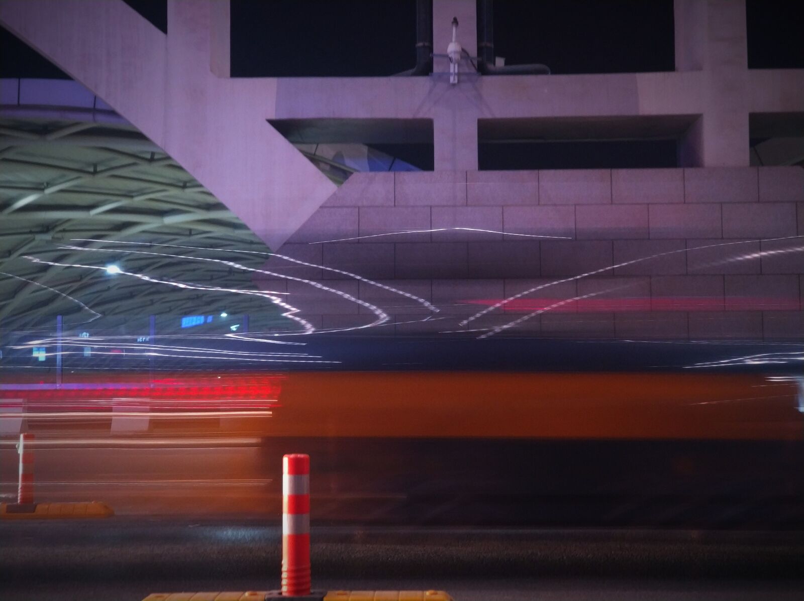 Xiaomi Mi Note 3 sample photo. Night view, city, traffic photography