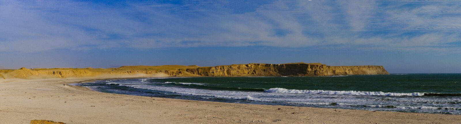 Panasonic Lumix DMC-GX8 sample photo. Cliff, desert, panorama photography