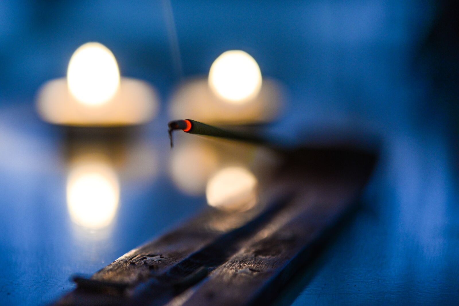 Nikon D600 sample photo. Incense, glow, candle photography