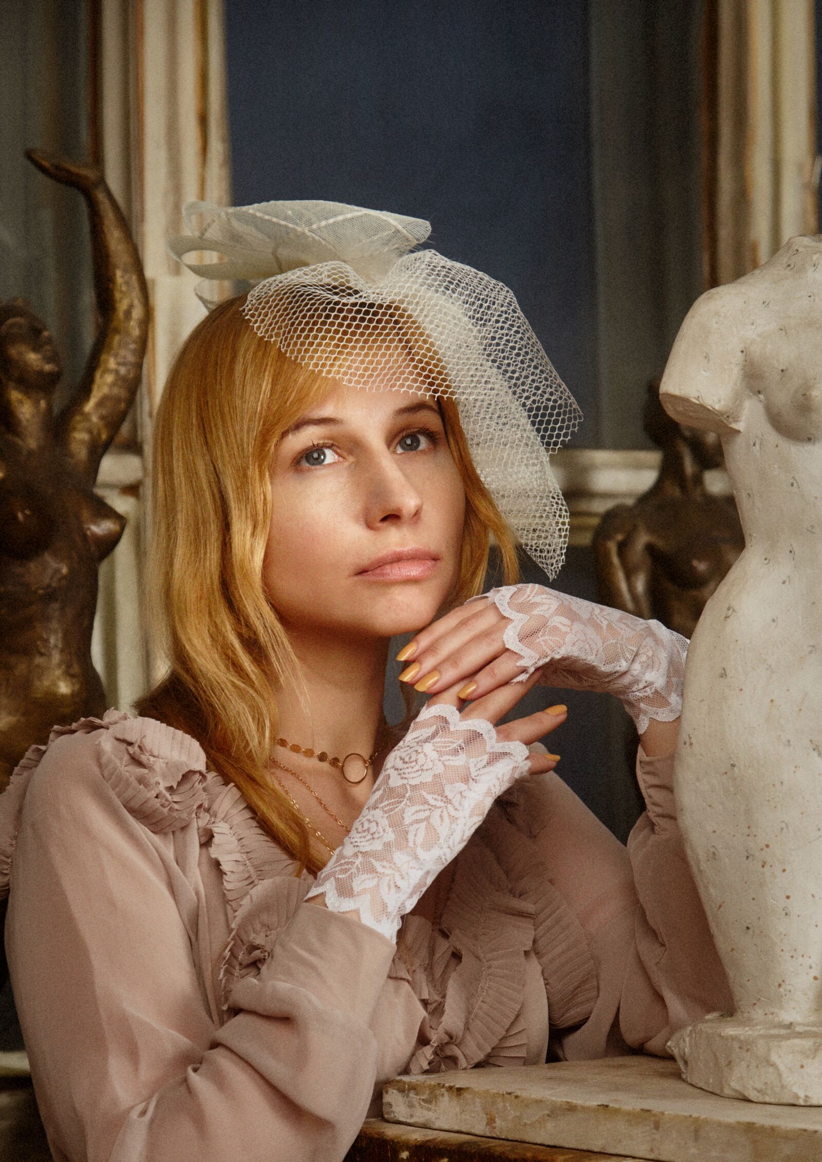 Canon EOS 5D Mark II sample photo. Portrait, lady, veil photography