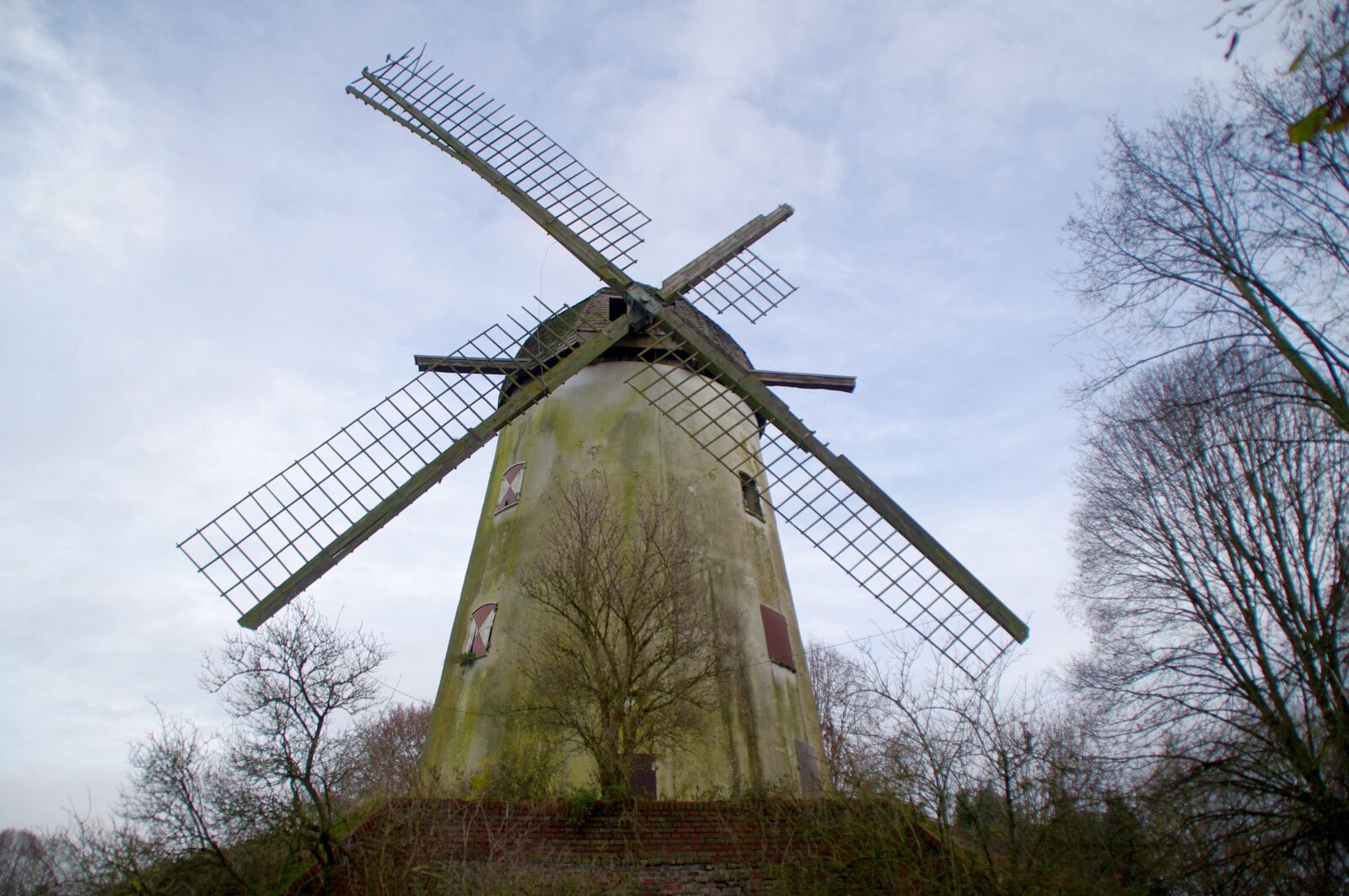 Pentax K-x sample photo. Windmill, lost place, old photography