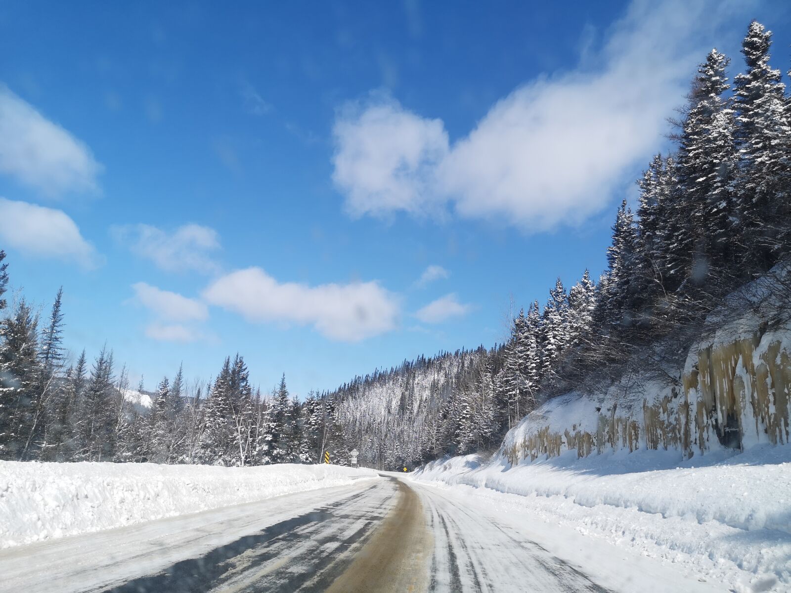 HUAWEI P20 Pro sample photo. Winter, snow road, mountains photography