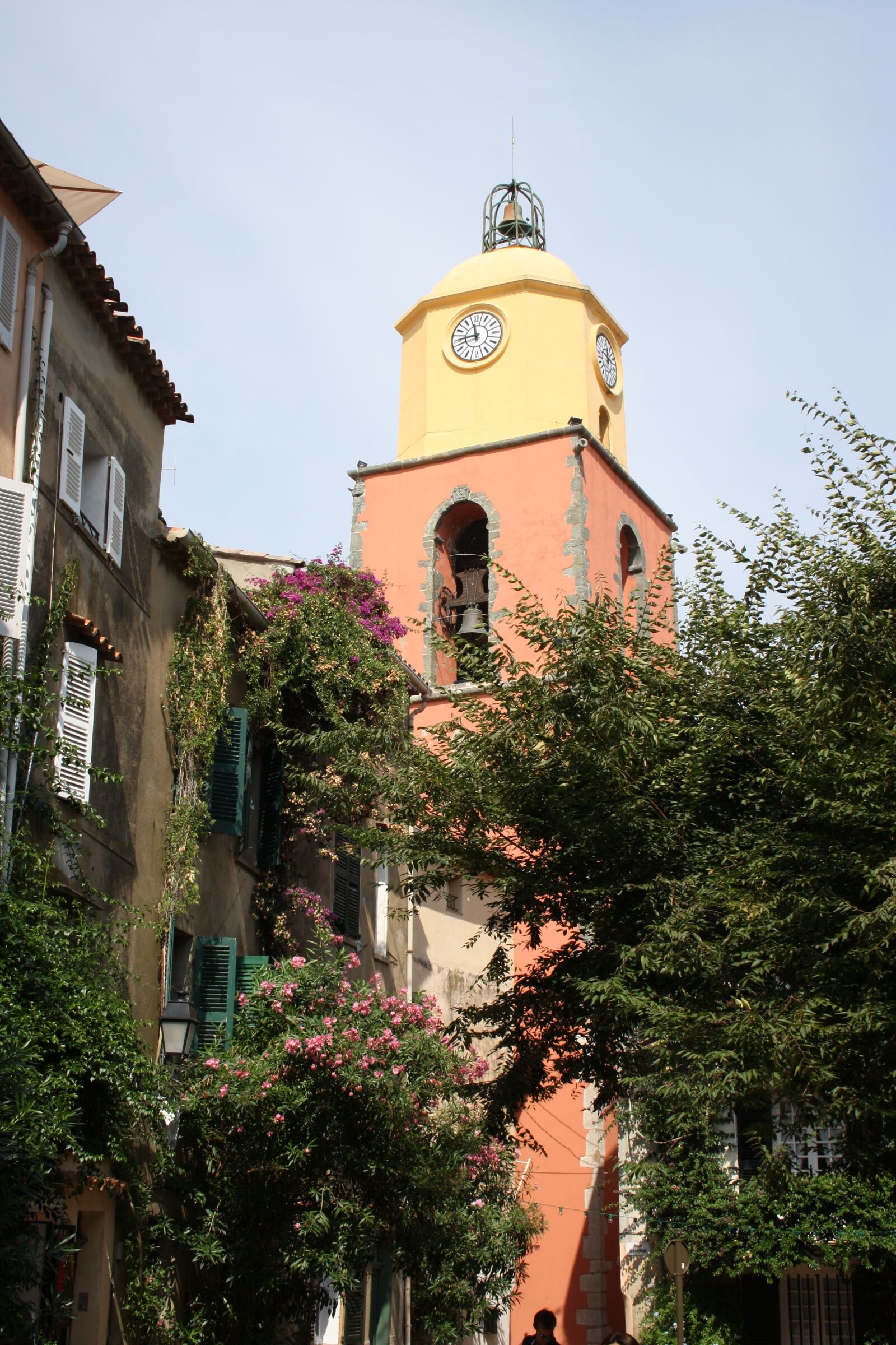 Canon EOS 1000D (EOS Digital Rebel XS / EOS Kiss F) sample photo. South of france, saint photography
