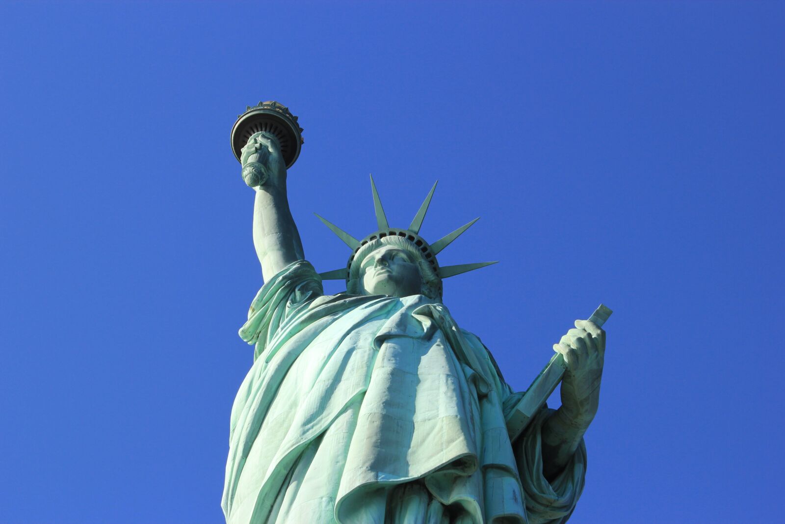 Canon EOS 550D (EOS Rebel T2i / EOS Kiss X4) sample photo. Statue of liberty, torch photography