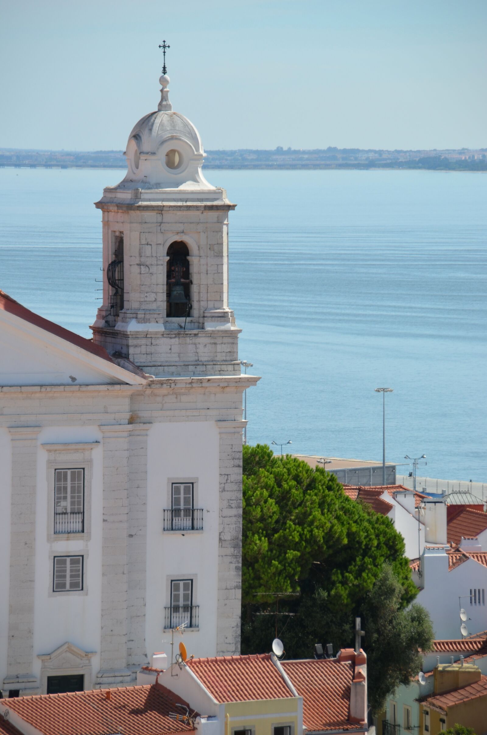Nikon D5100 sample photo. Lisbon, tram, portugal photography