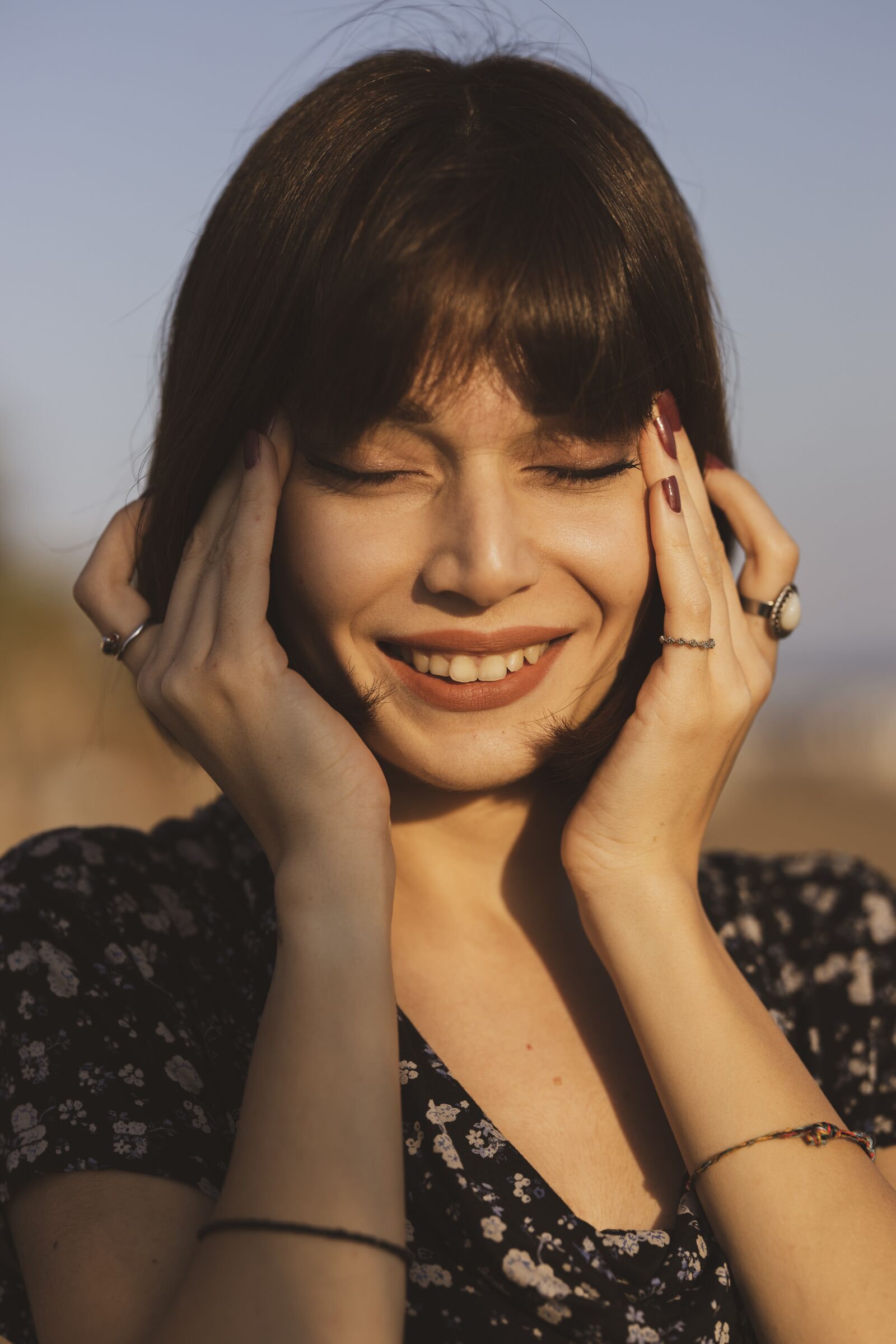 Canon RF 85mm F1.2L USM sample photo. Model, woman, pose photography