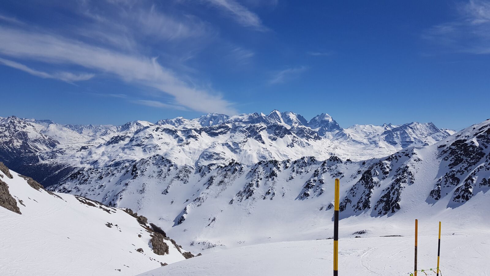 Samsung Galaxy S8 sample photo. Mountains, corvage, snow photography