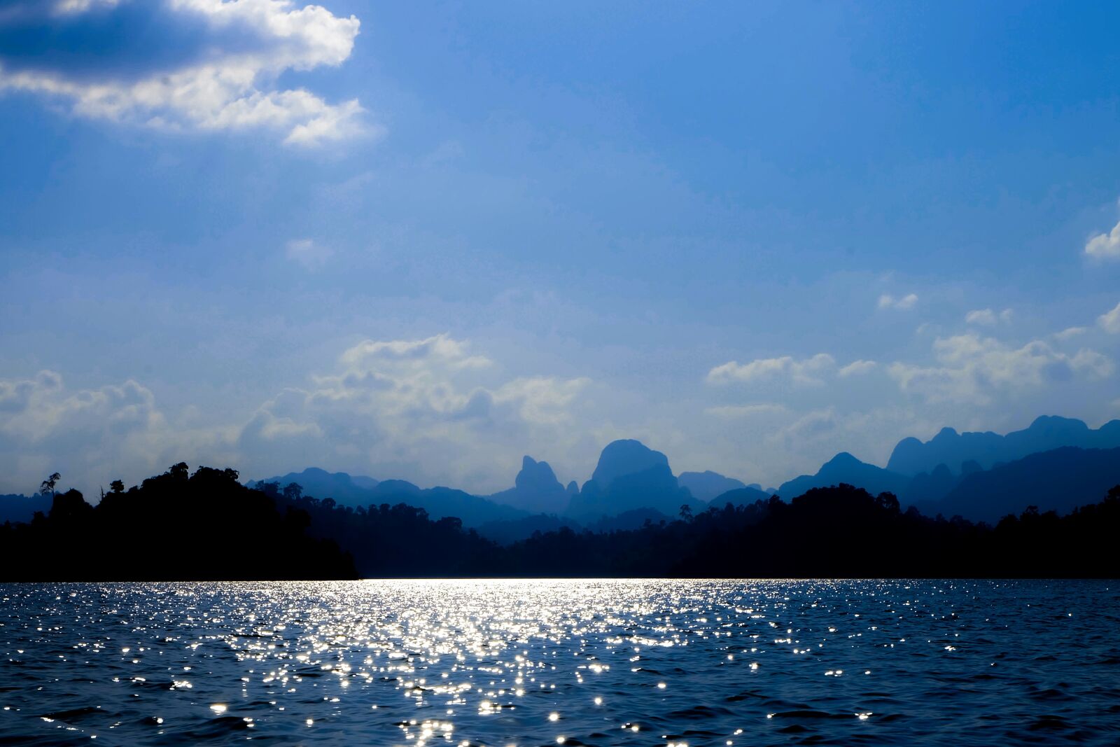 Fujifilm X-A2 sample photo. Thailand, dam, water photography