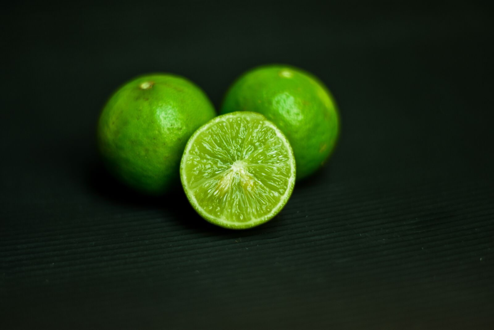 Nikon D3400 sample photo. Lemon, acid, fruit photography