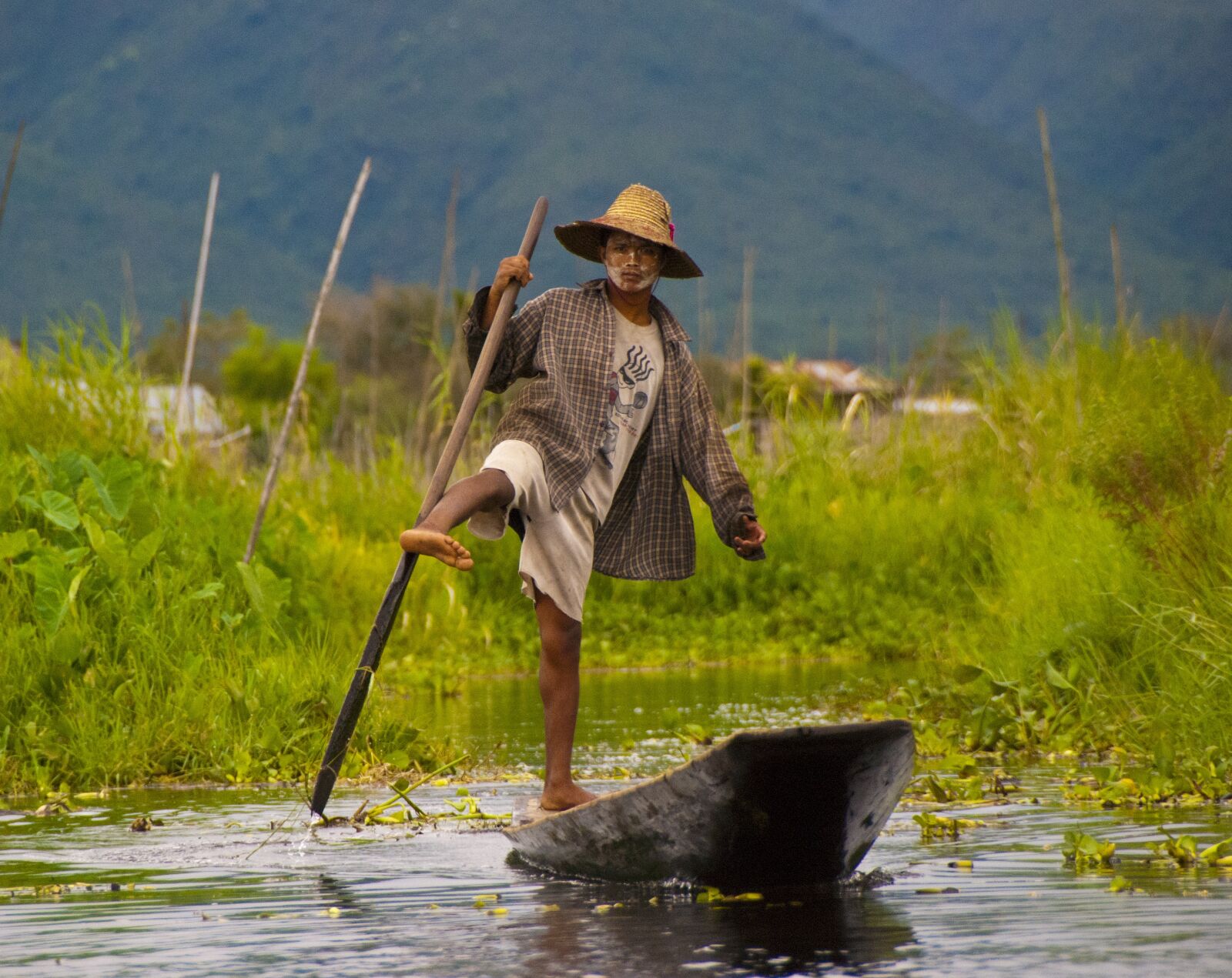 Nikon D80 sample photo. Myanmar, water, inle lake photography