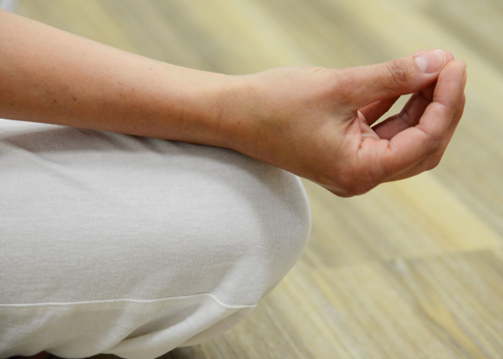 Nikon D800 sample photo. Meditate, finger, keep photography