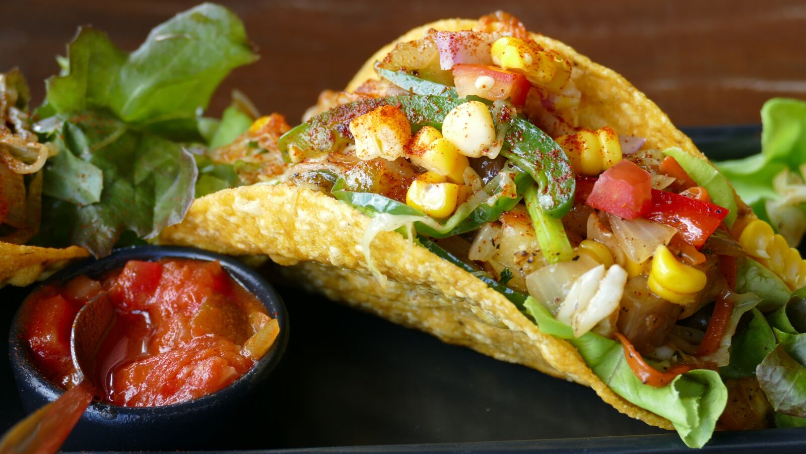 Leica V-Lux (Typ 114) sample photo. Tacos, mexican, eat photography