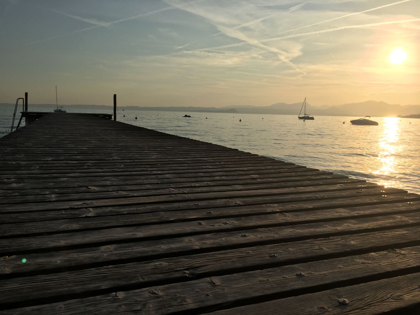 Apple iPhone 6s sample photo. Sunset, lake, water photography