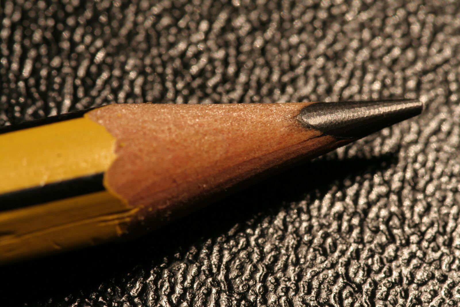 Canon EOS 350D (EOS Digital Rebel XT / EOS Kiss Digital N) sample photo. Pen, pencil, great photography