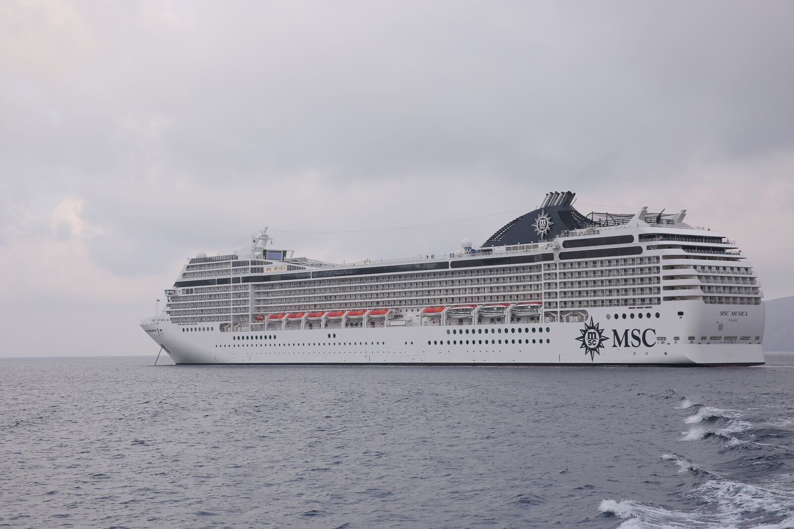 Canon EF 24-70mm F2.8L II USM sample photo. Times, musica cruise, mediterranean photography
