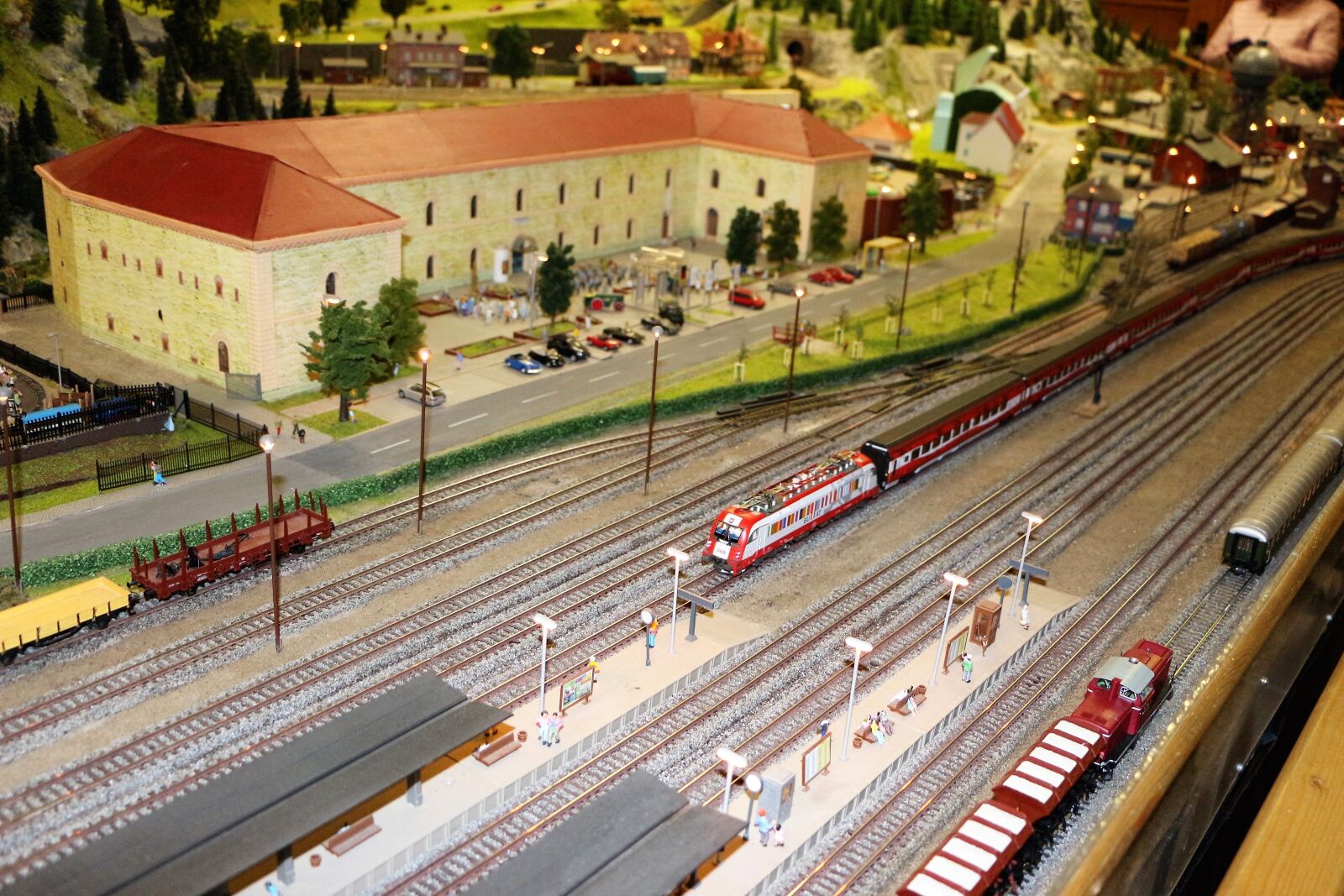 Canon EOS 700D (EOS Rebel T5i / EOS Kiss X7i) sample photo. Model train, railway, scale photography