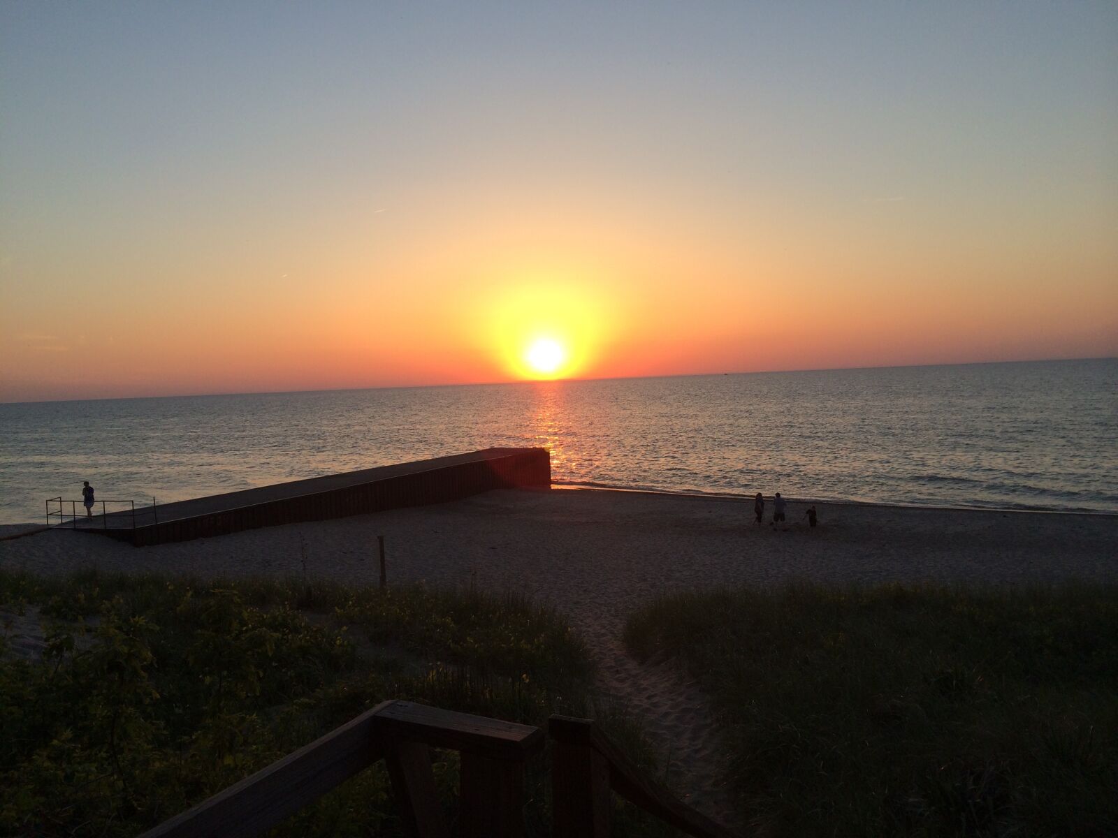 iPhone 5s back camera 4.12mm f/2.2 sample photo. Michigan, lake, sunset photography