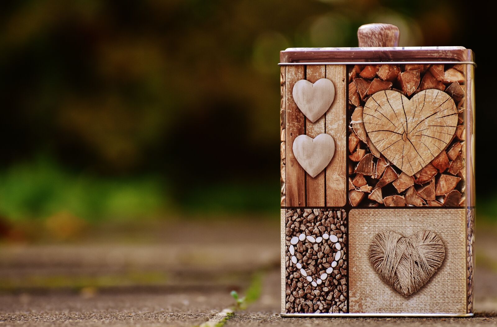 Nikon D7200 sample photo. Box, heart, love photography