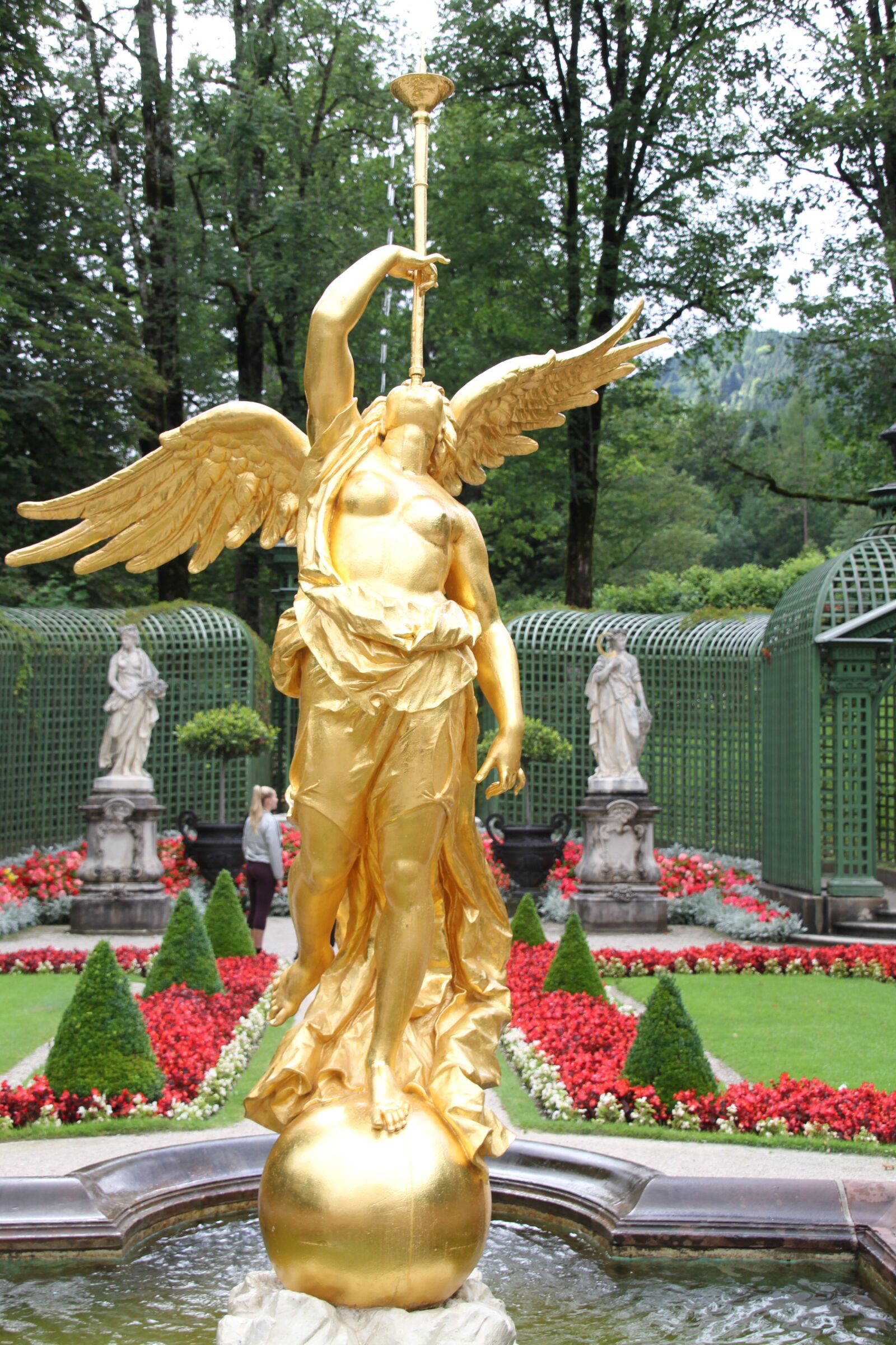 Canon EOS 7D sample photo. Angel, gold, statue photography