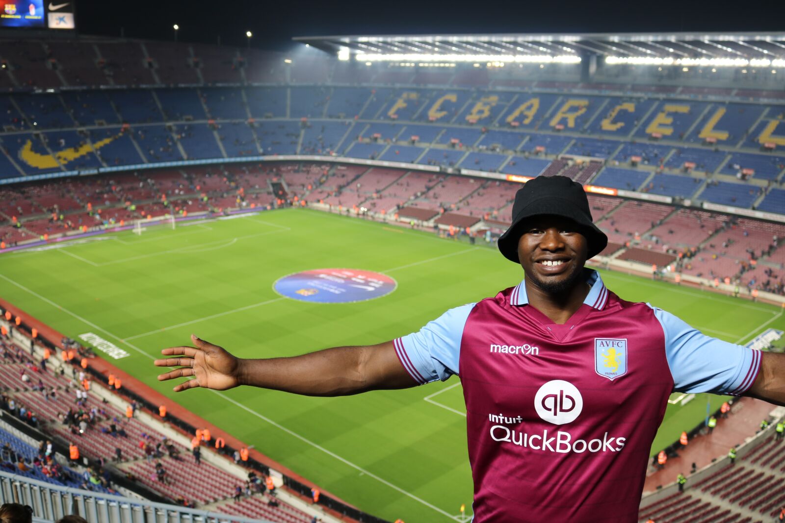 Canon EOS 750D (EOS Rebel T6i / EOS Kiss X8i) sample photo. Football, barcelona fc, camp photography
