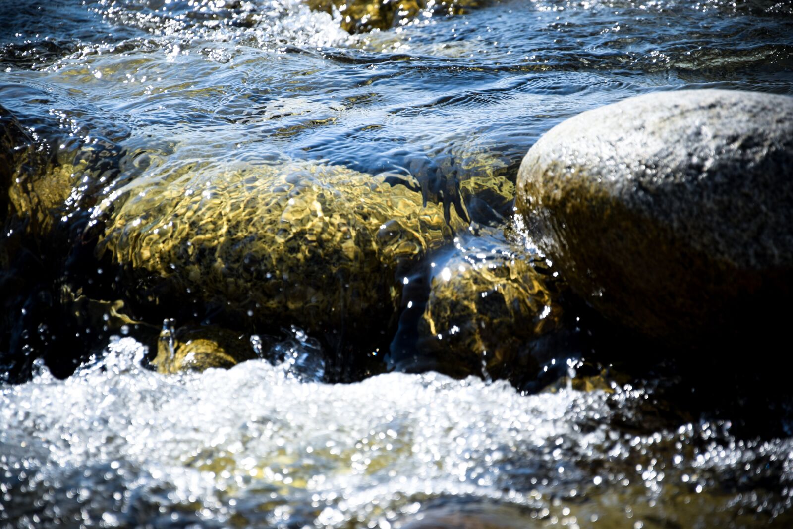 Nikon D3300 sample photo. The stones, water, flowing photography