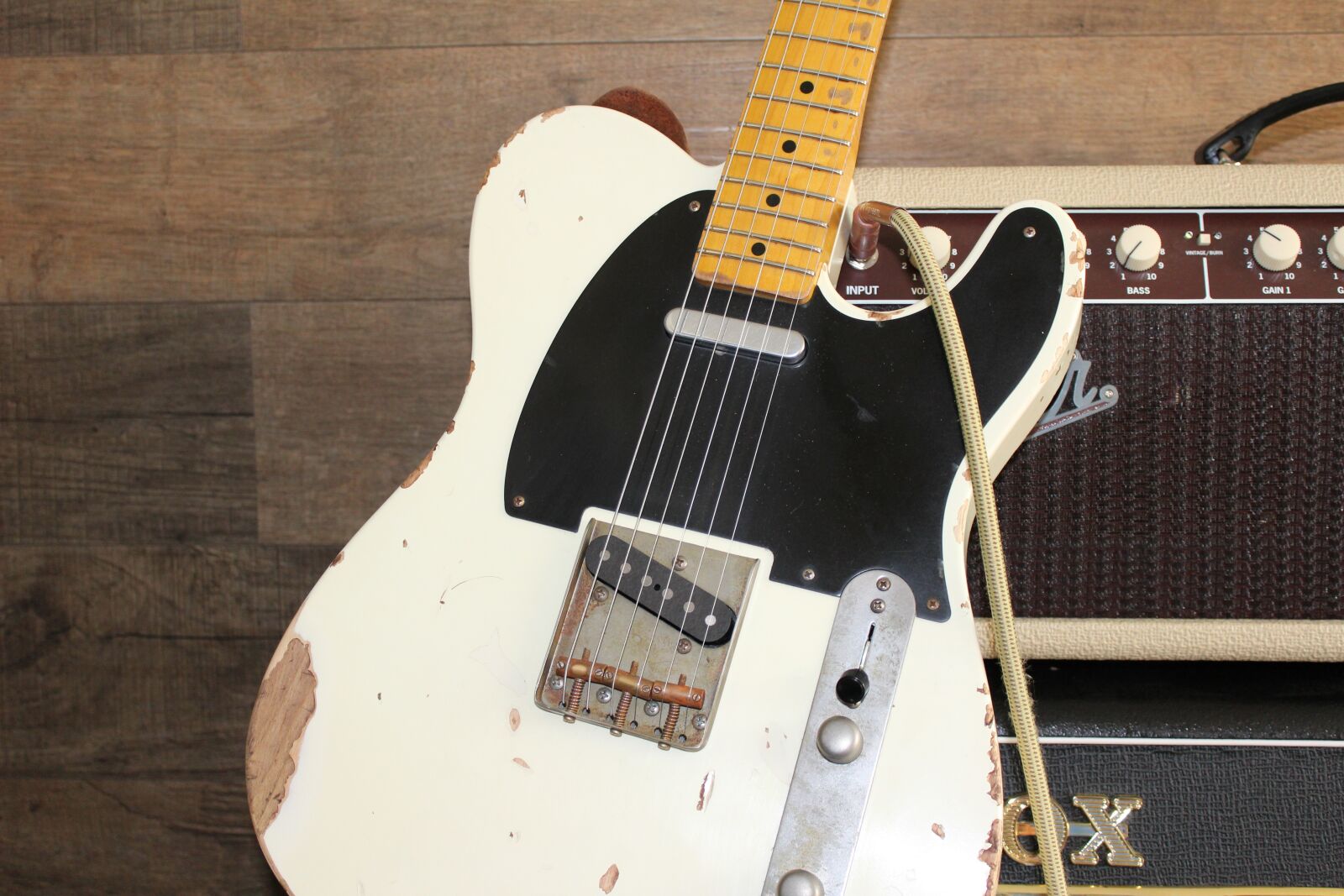 Canon EOS 1200D (EOS Rebel T5 / EOS Kiss X70 / EOS Hi) sample photo. Guitar, amplifier, fender photography