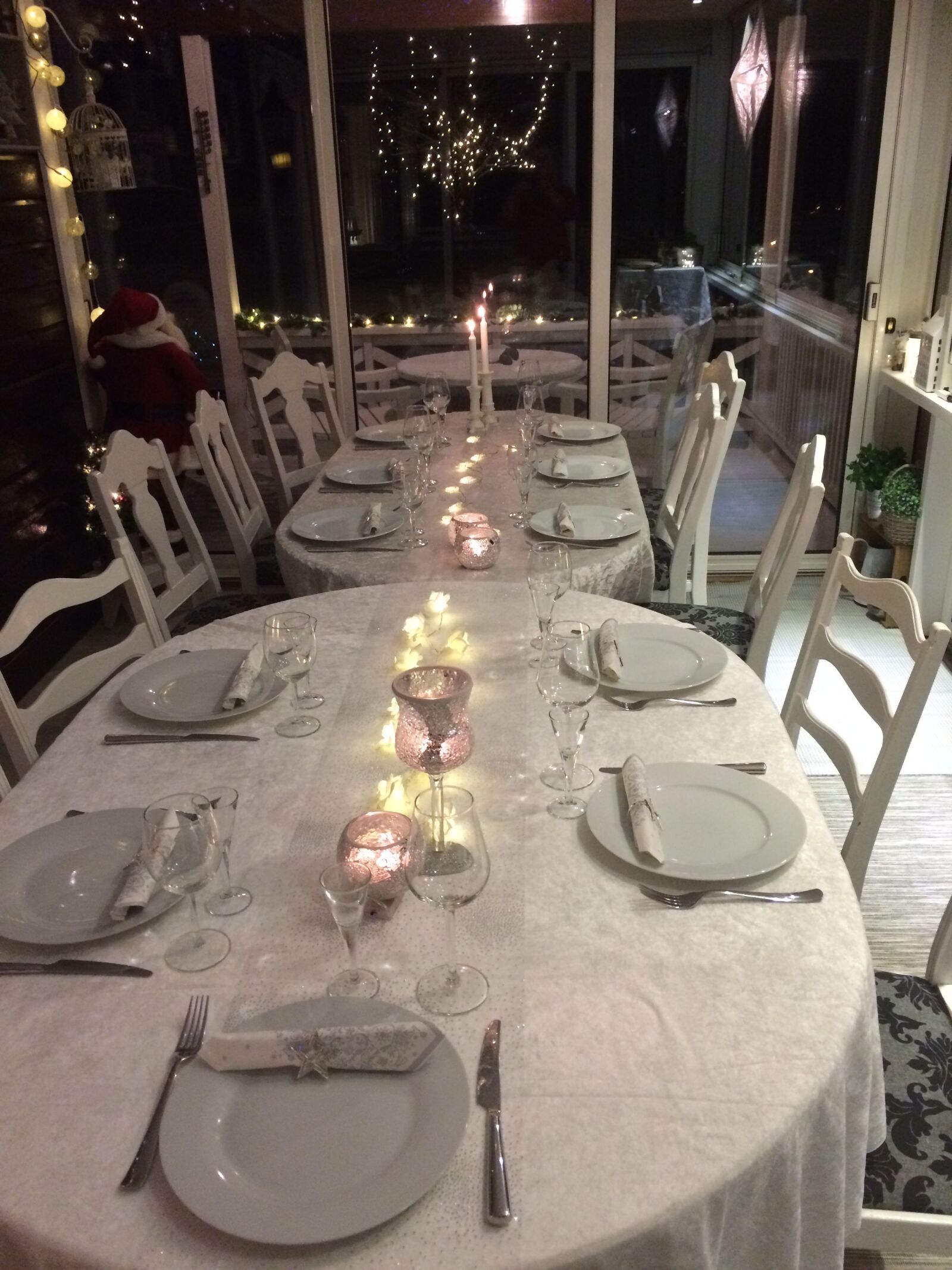 iPhone 5s back camera 4.15mm f/2.2 sample photo. Jul, christmas, table photography