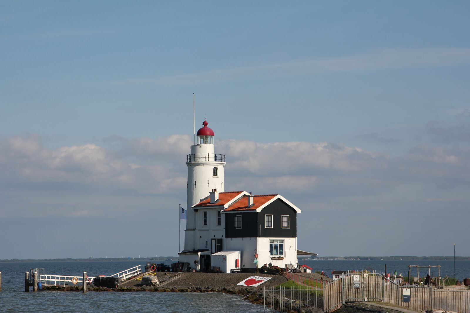 Canon EOS 550D (EOS Rebel T2i / EOS Kiss X4) sample photo. Lighthouse, holland, netherlands photography