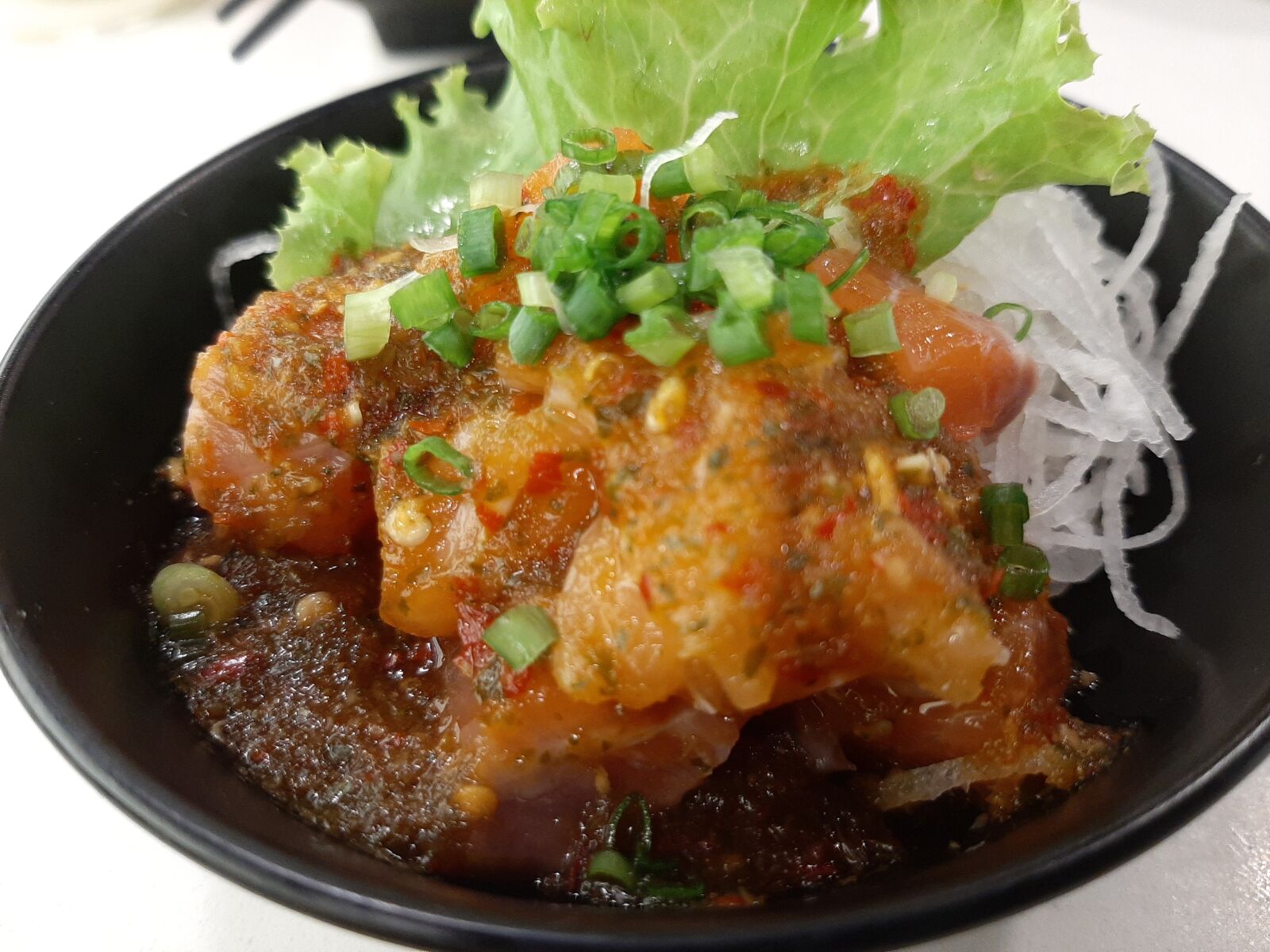 Samsung Galaxy A50 sample photo. Salmon spicy, salmon, japanese photography