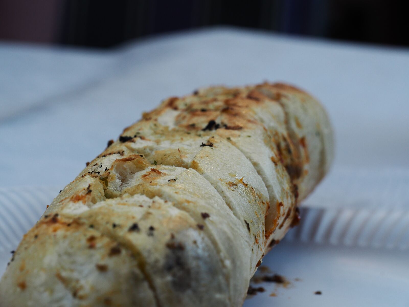 Olympus OM-D E-M10 II sample photo. Baguette, barbecue, bbq photography