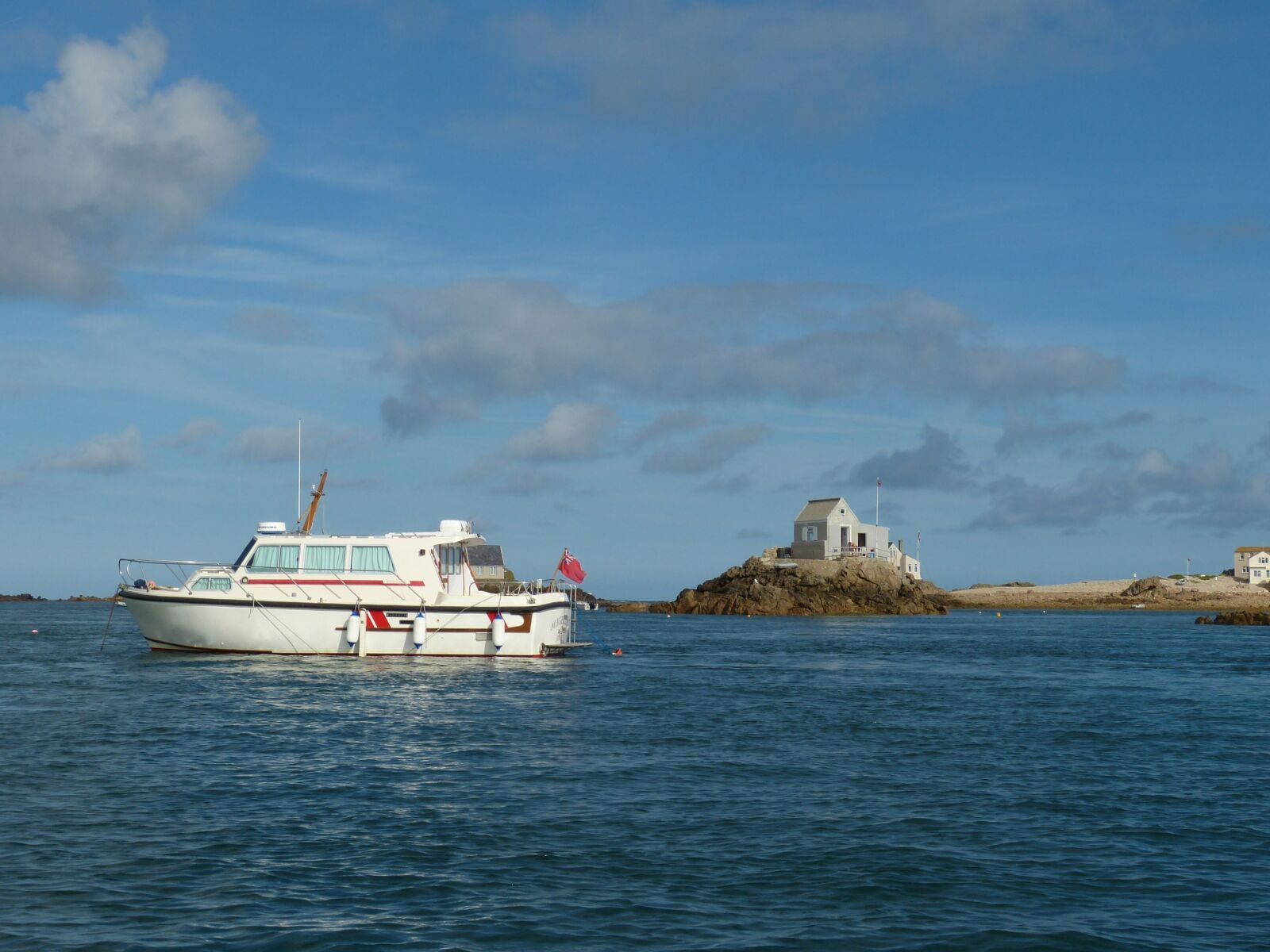 Panasonic Lumix DMC-FZ150 sample photo. Jersey, england, channel islands photography