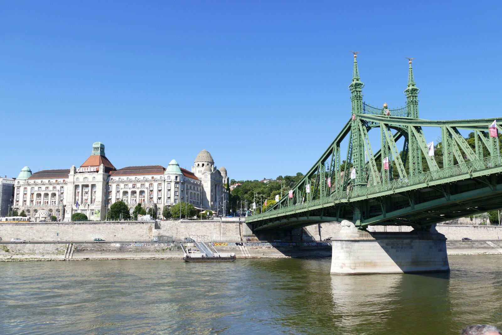 Panasonic Lumix DMC-FZ1000 sample photo. Budapest, hungary, architecture photography