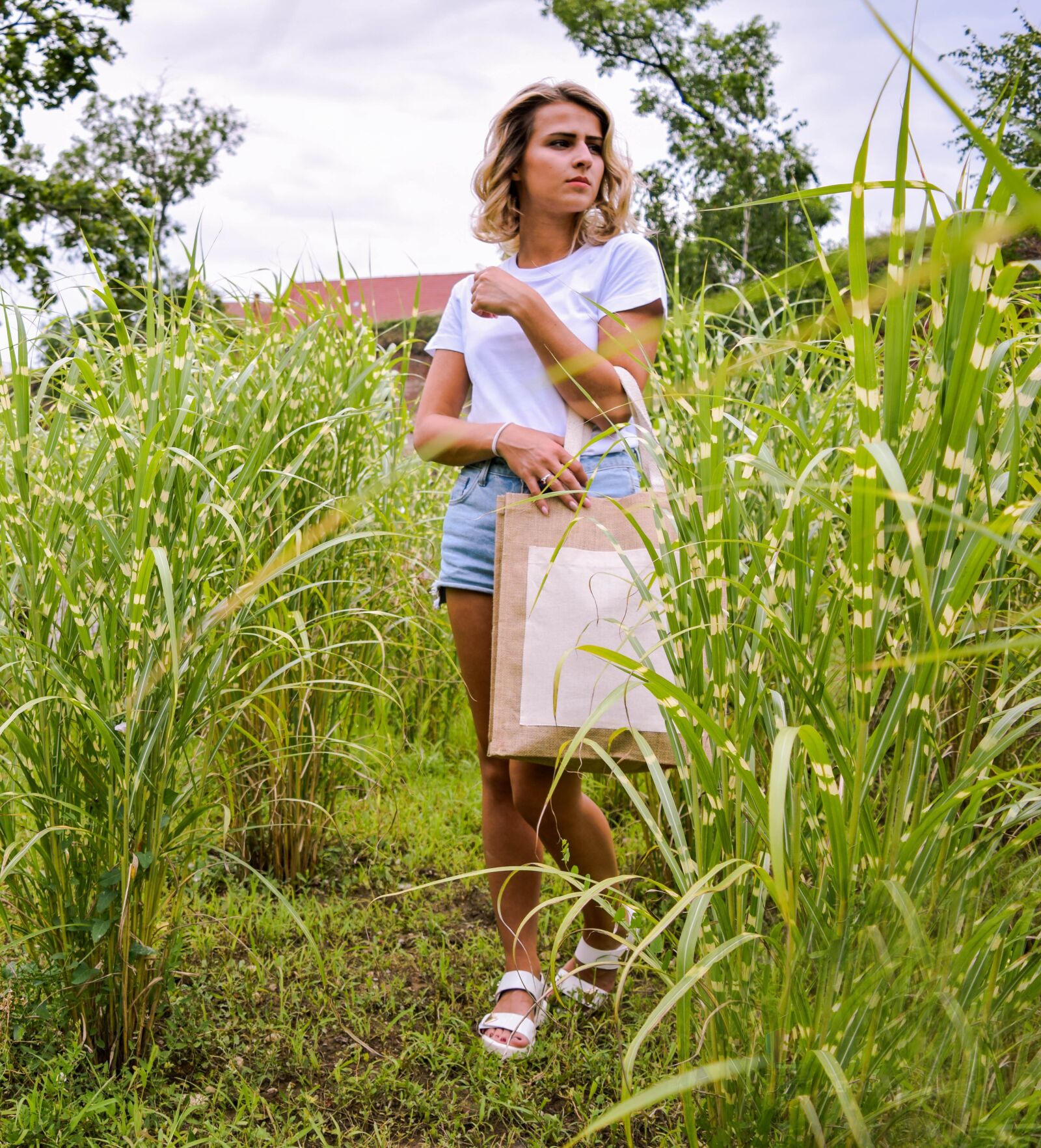 Nikon D3300 sample photo. Girl, summer, tshirt photography